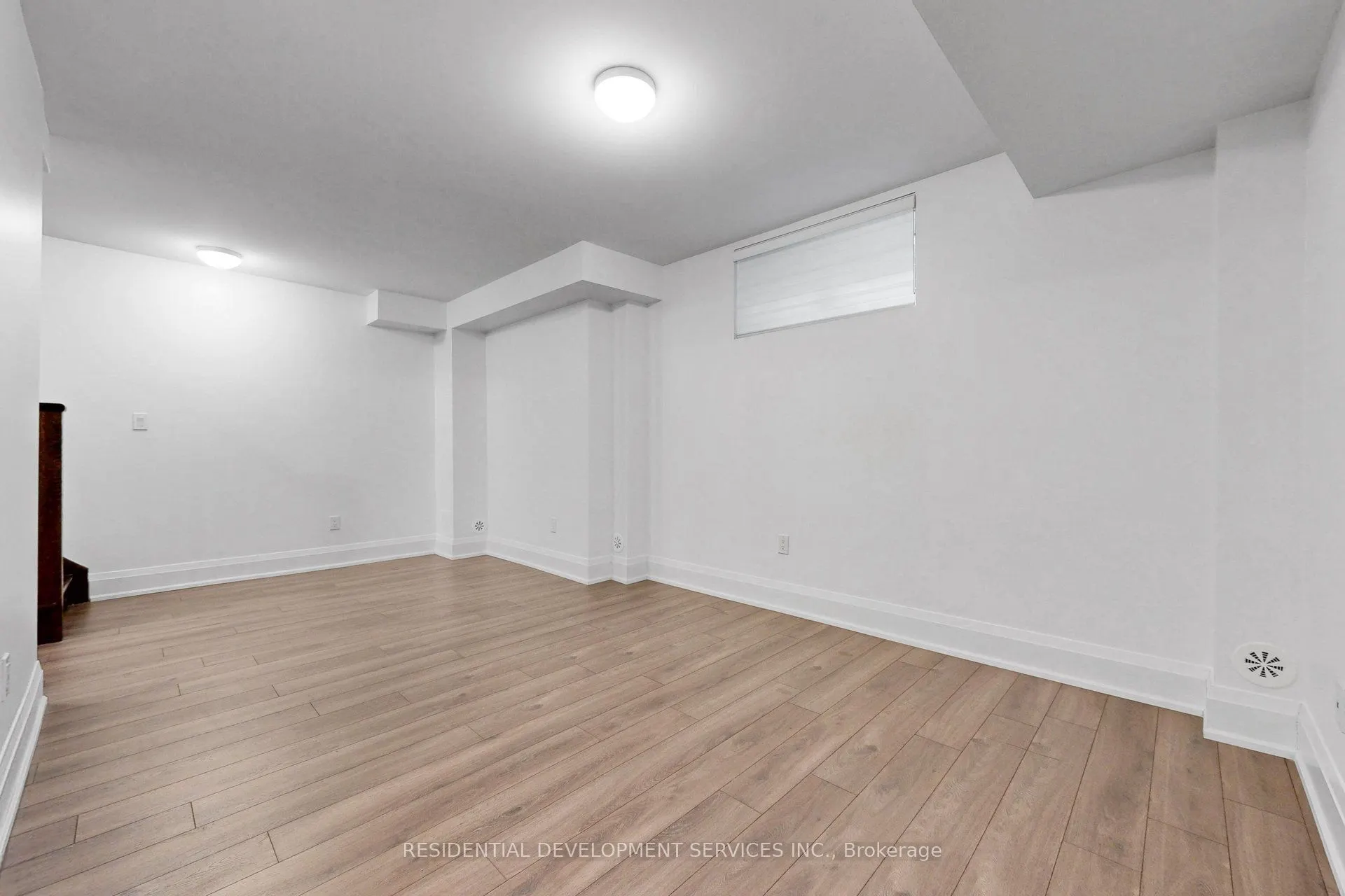 37 Village Parkway #18