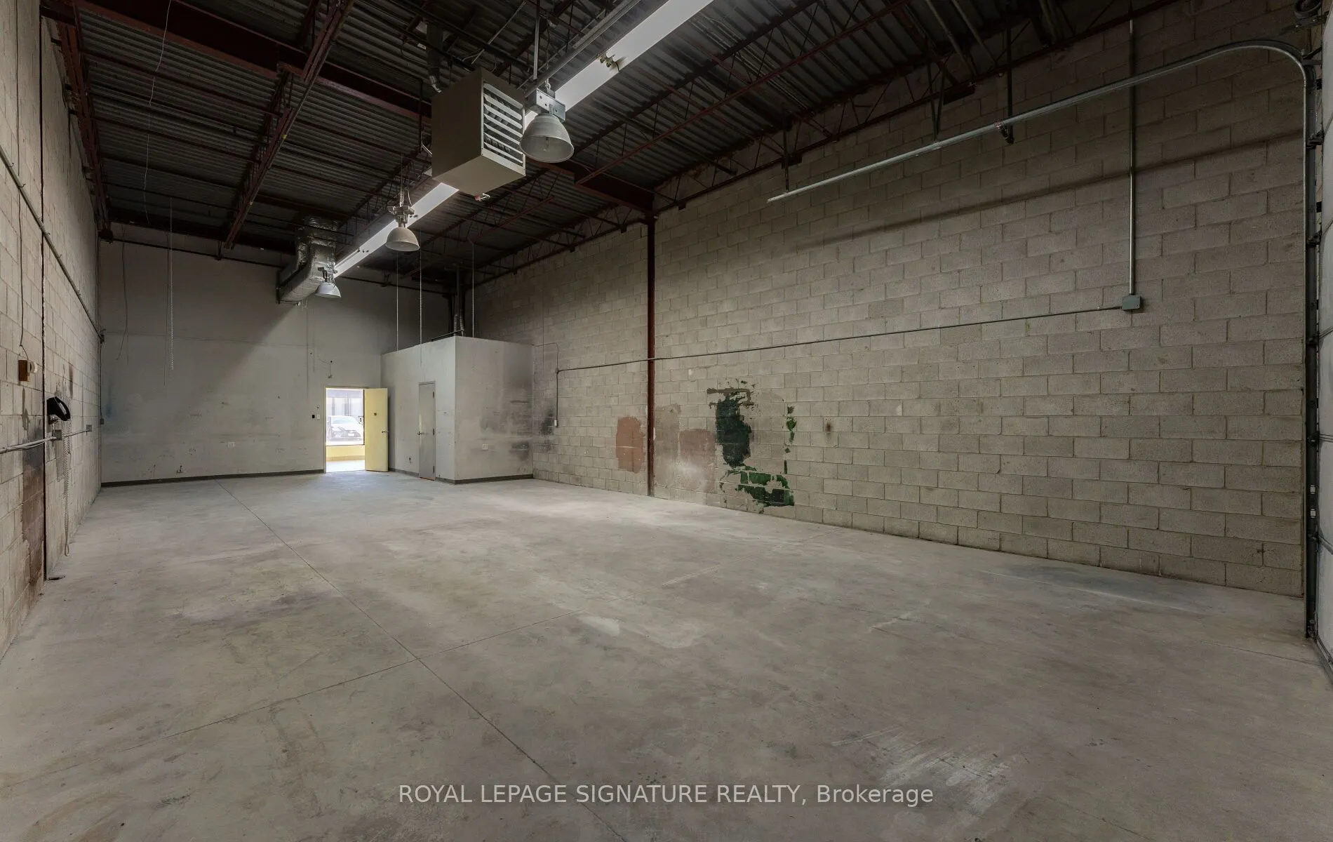 391 Edgeley Boulevard #23
