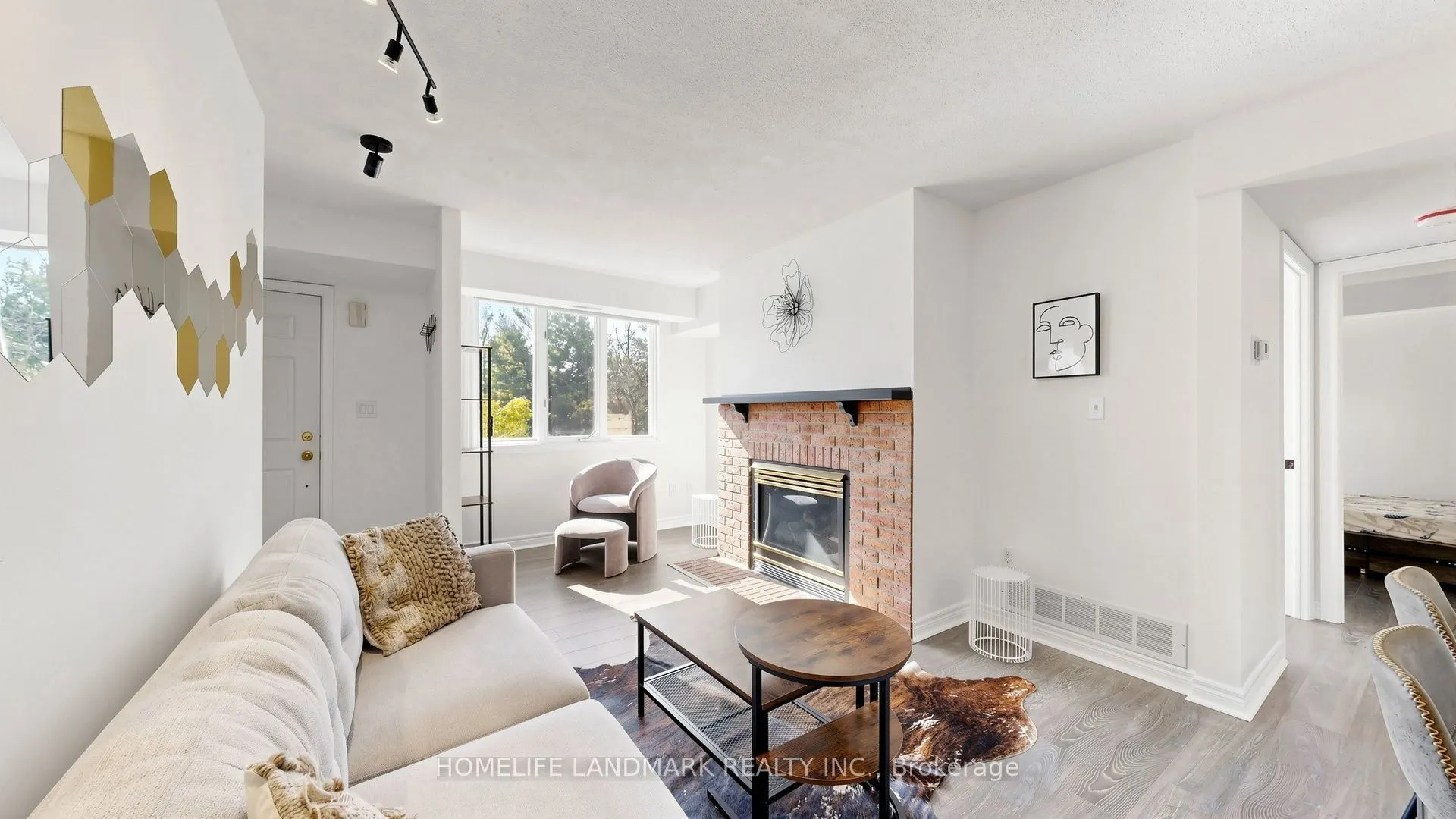 75 Weldrick Road E #613