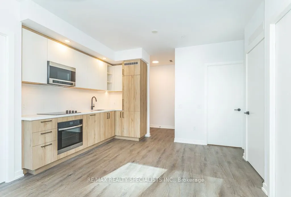 21 Meadowdale Road #2407