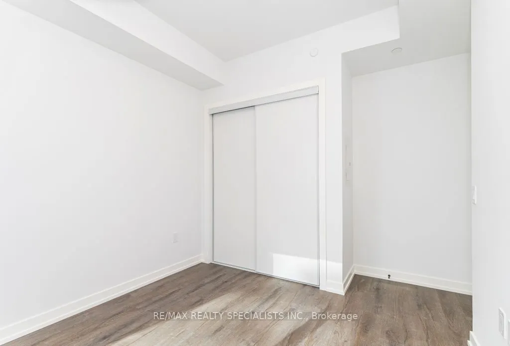 21 Meadowdale Road #2407