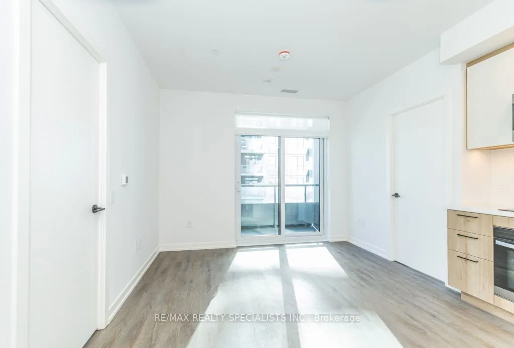 21 Meadowdale Road #2407