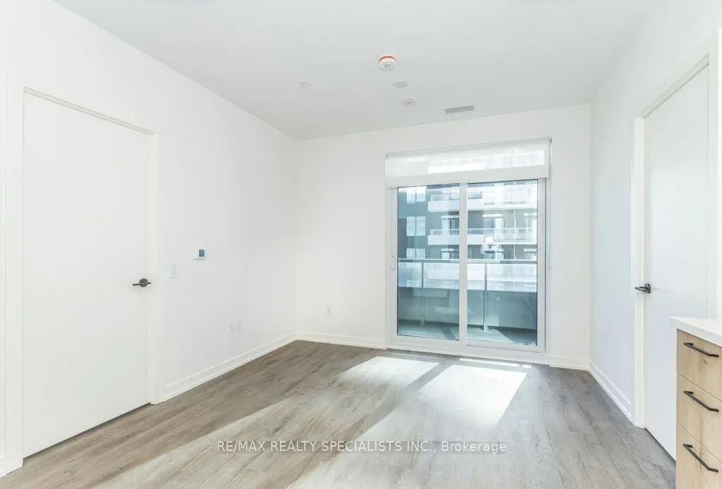 21 Meadowdale Road #2407