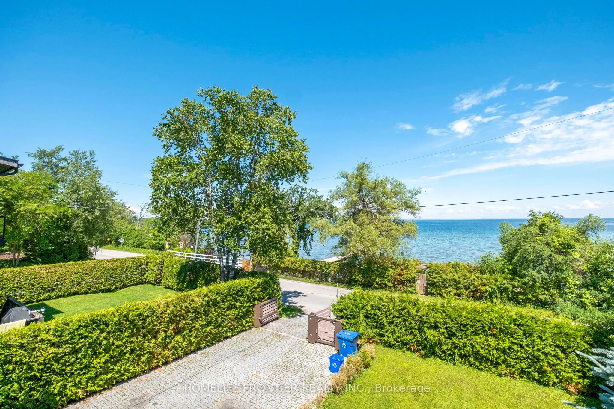 813 Lake Drive E