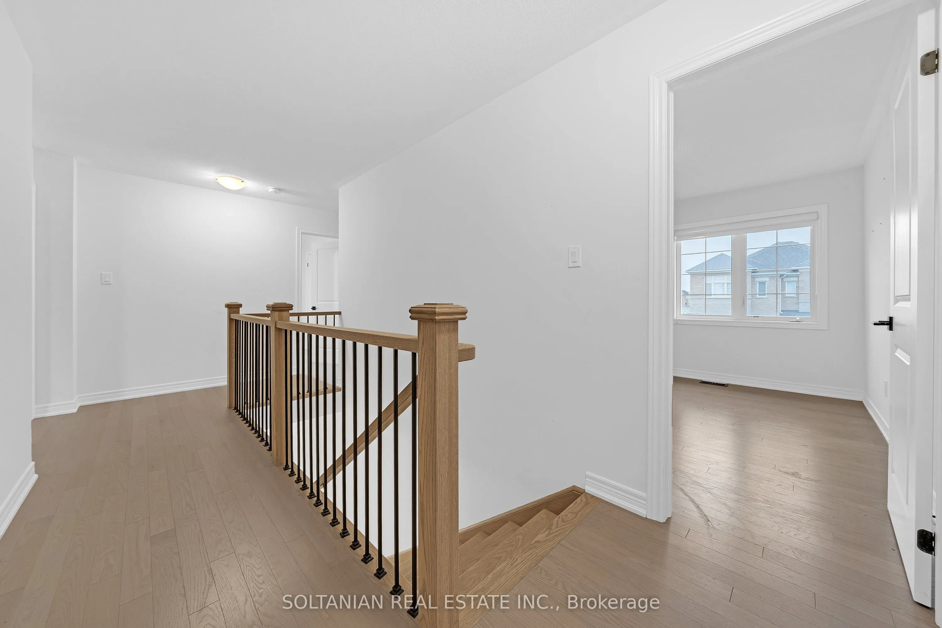 75 bud leggett Crescent