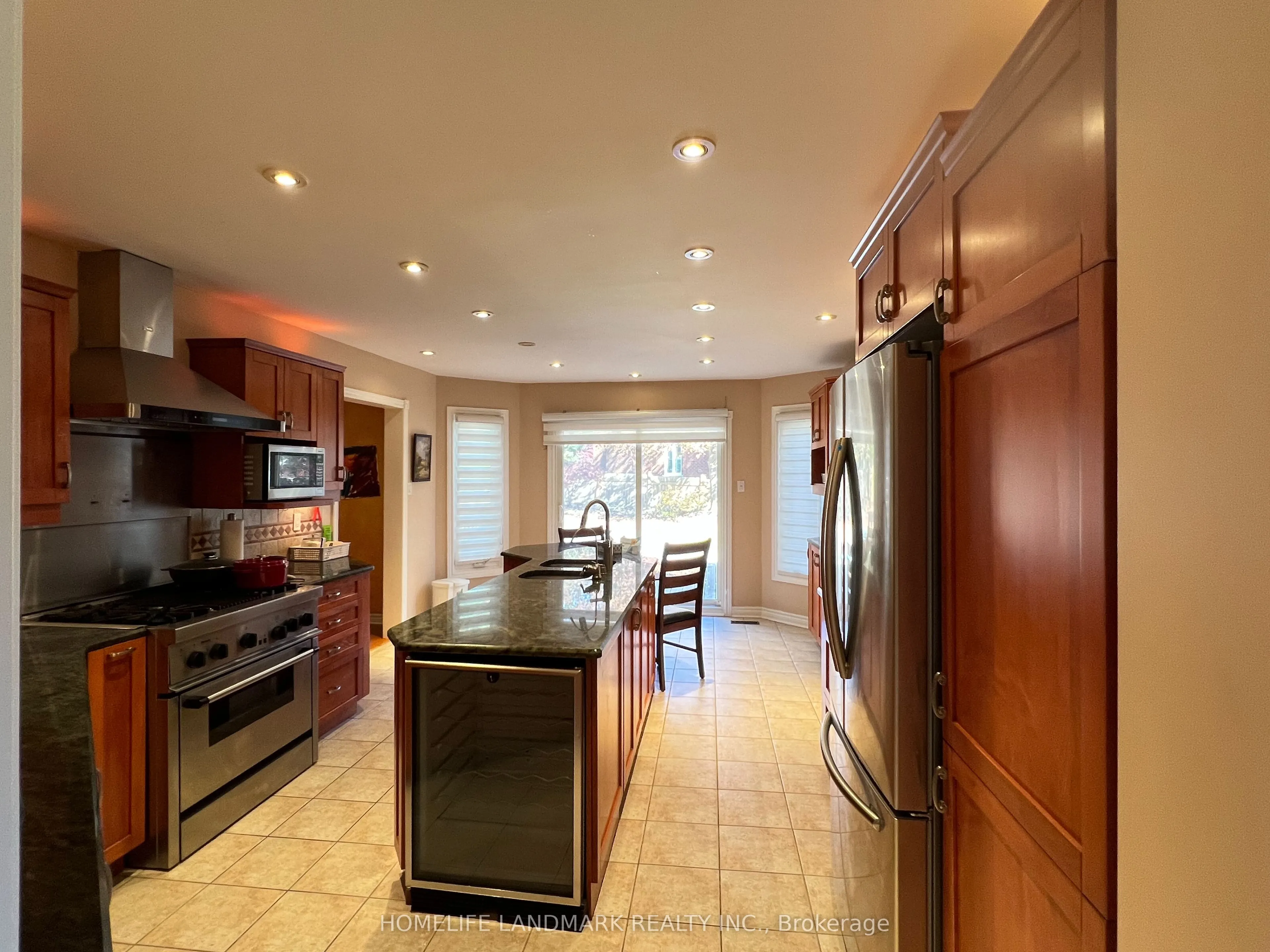 35 Montclair Road N