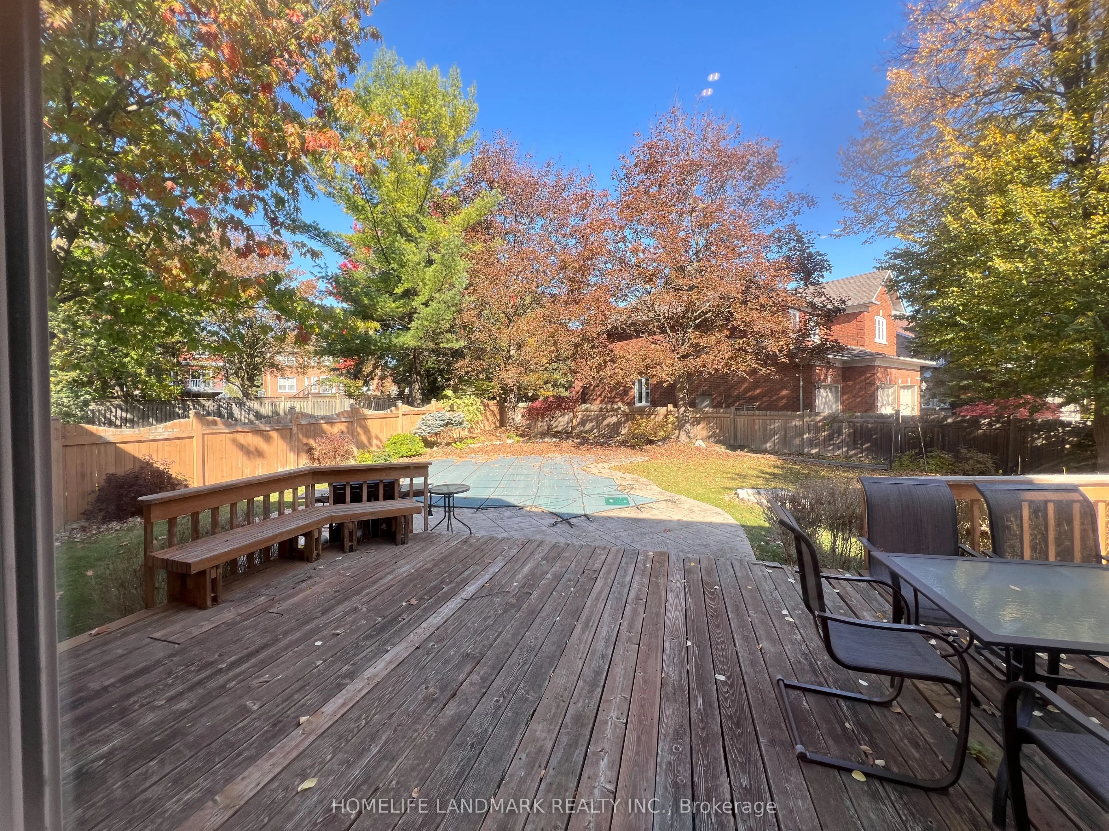 35 Montclair Road N