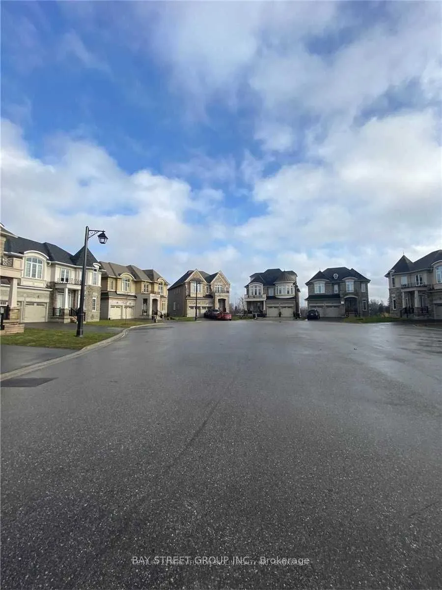 28 Macdonald Court