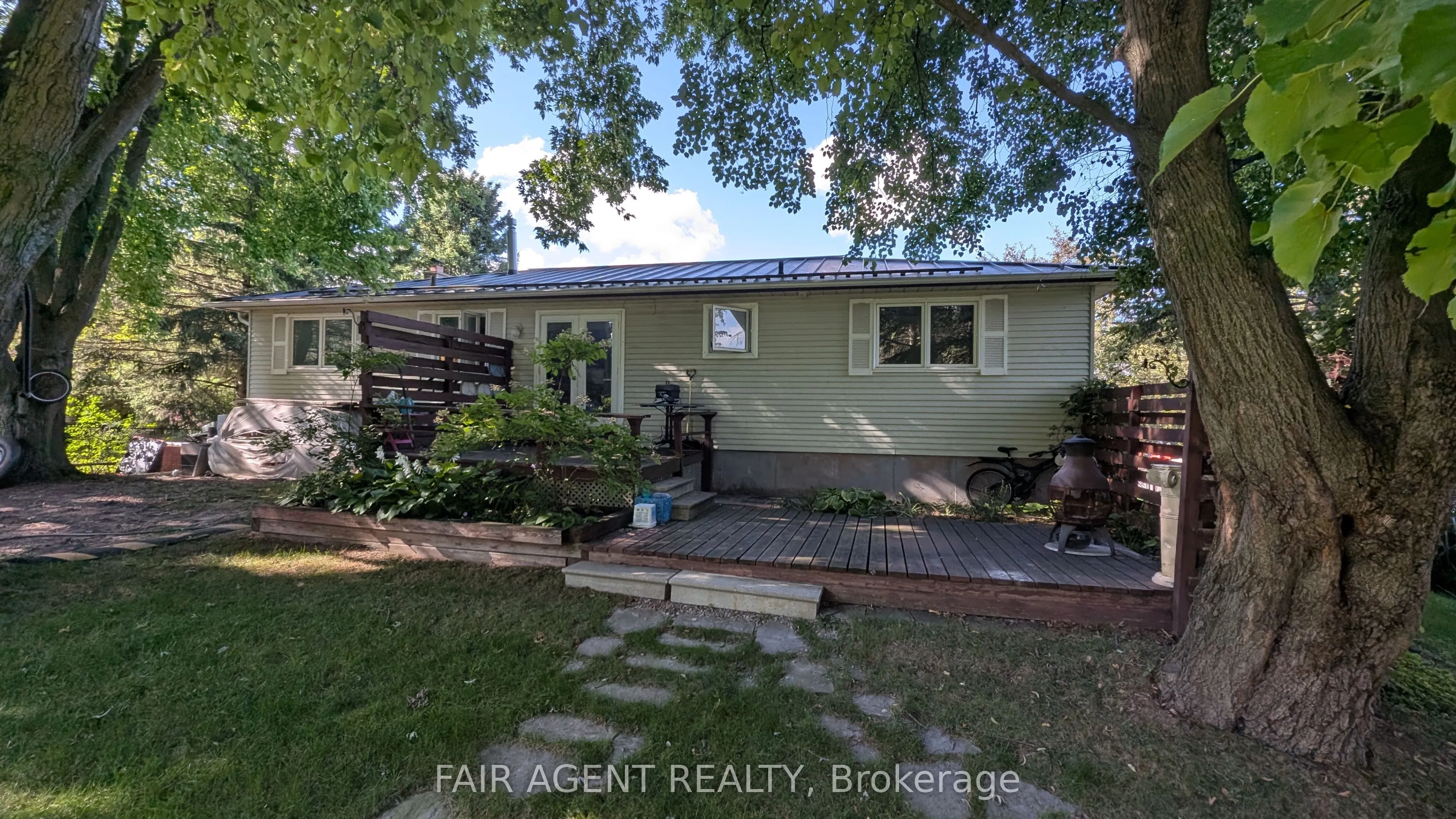 33 Maynard Drive