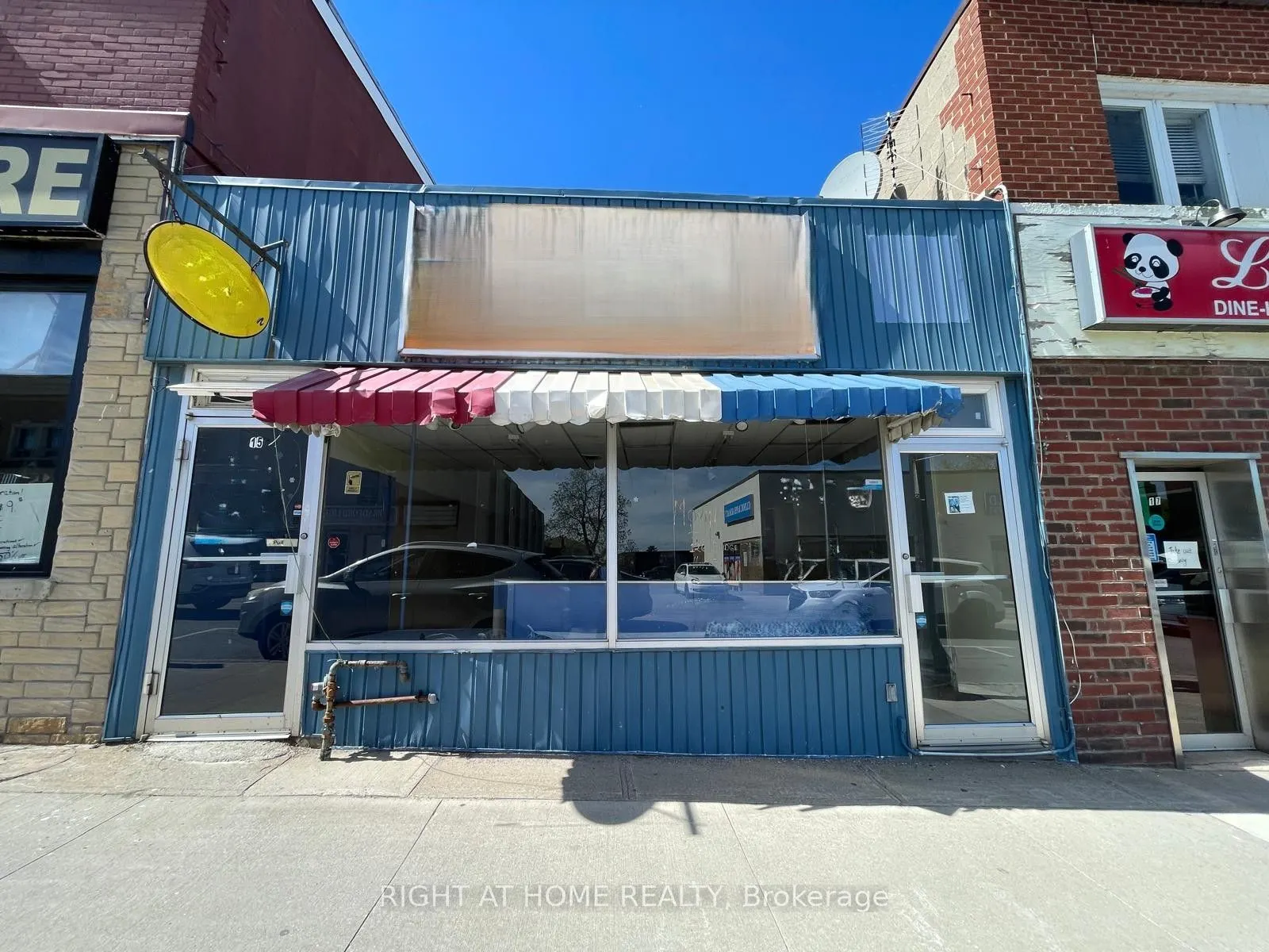 15 Holland Street E