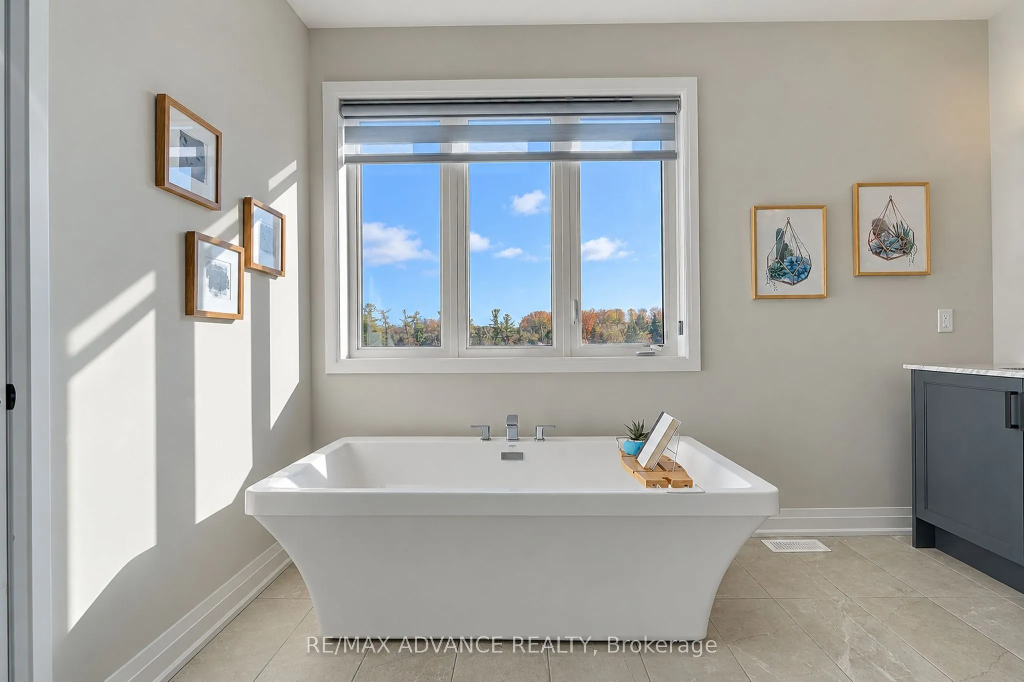 15 Kenneth Campbell Court