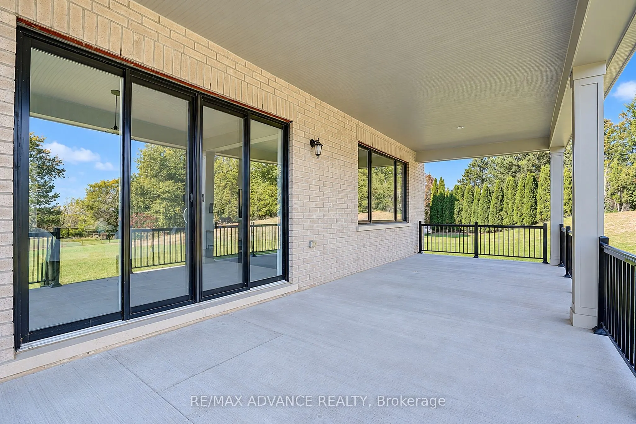 15 Kenneth Campbell Court
