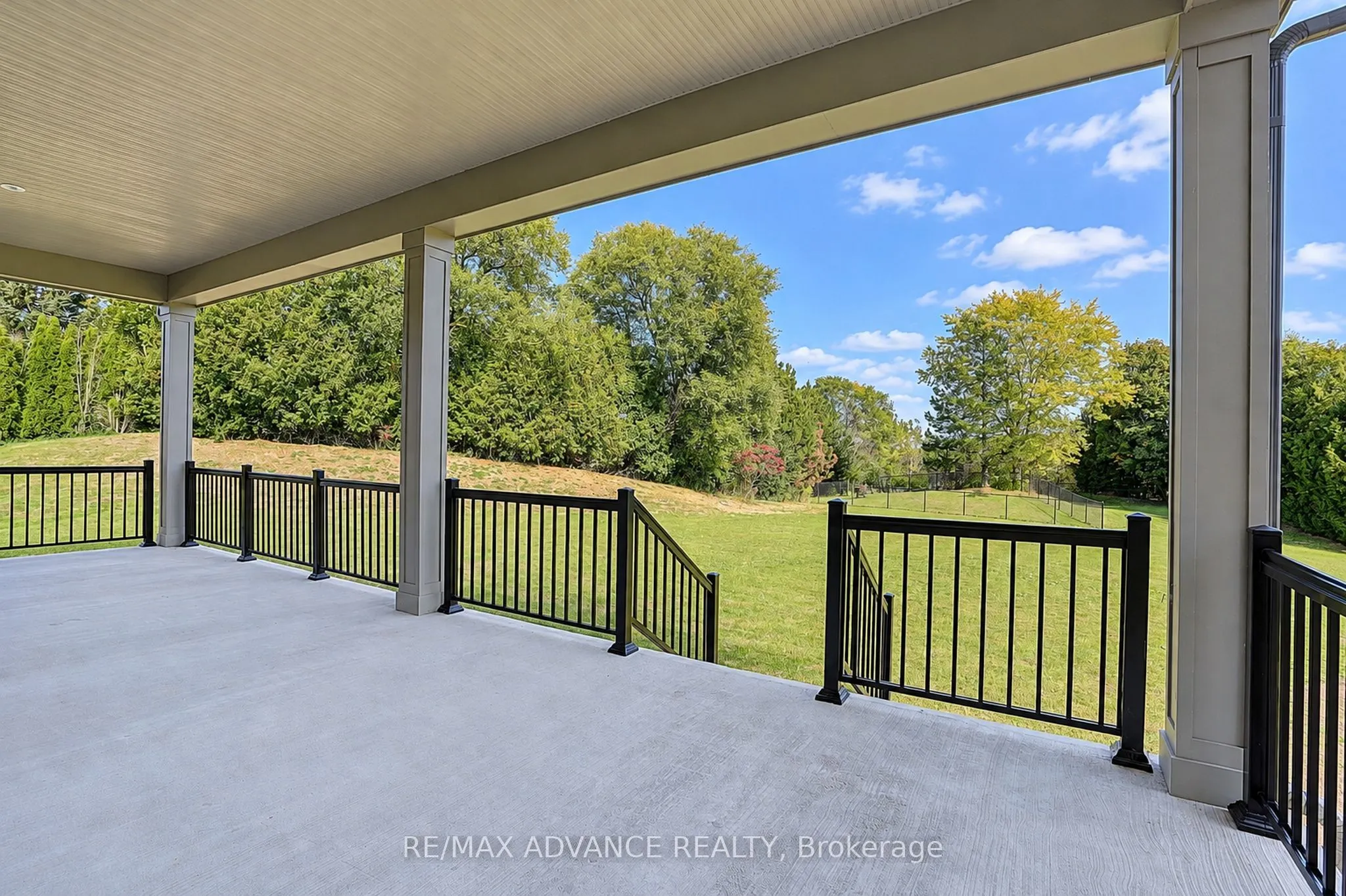 15 Kenneth Campbell Court