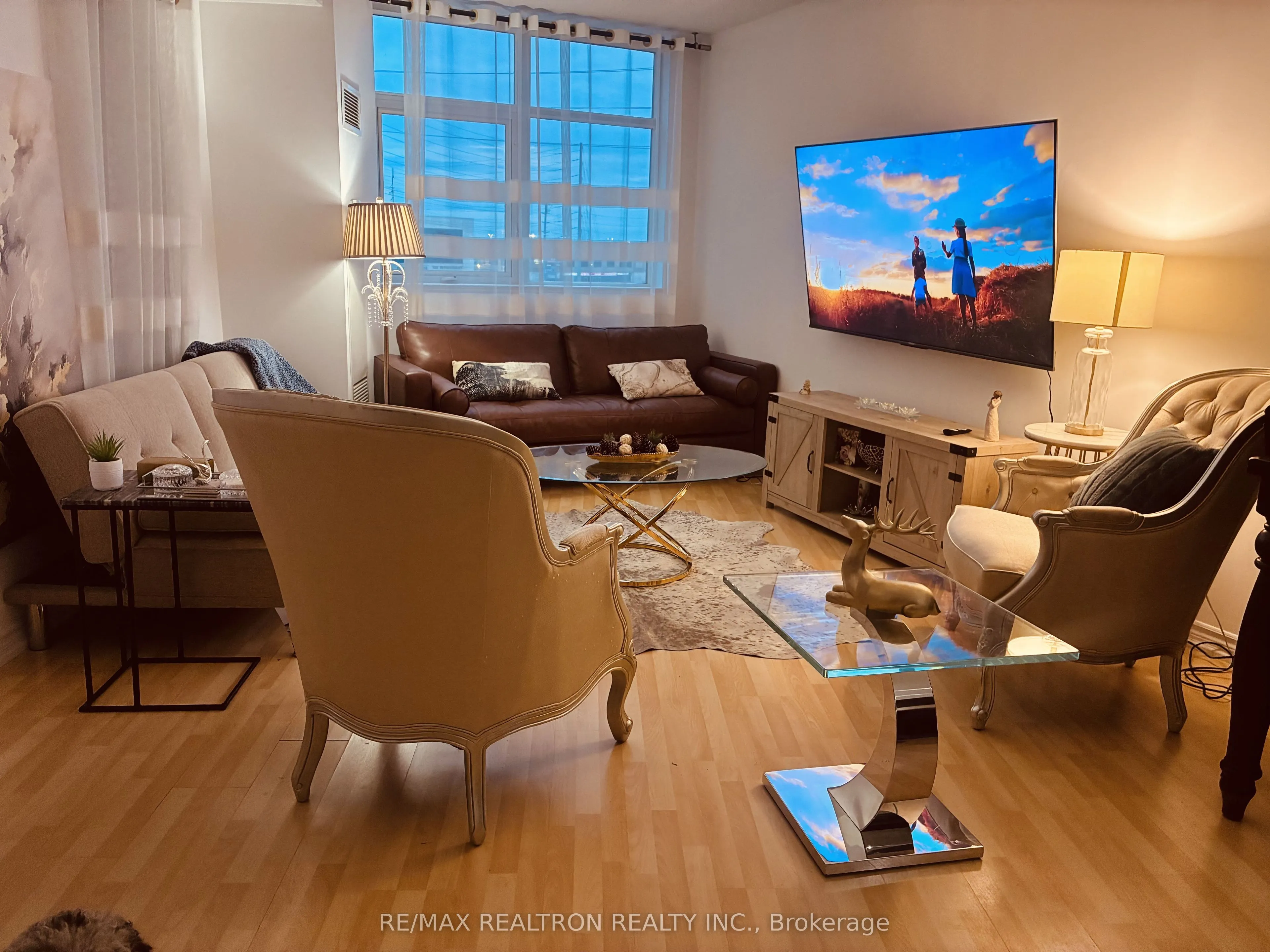 9225 Jane Street #401