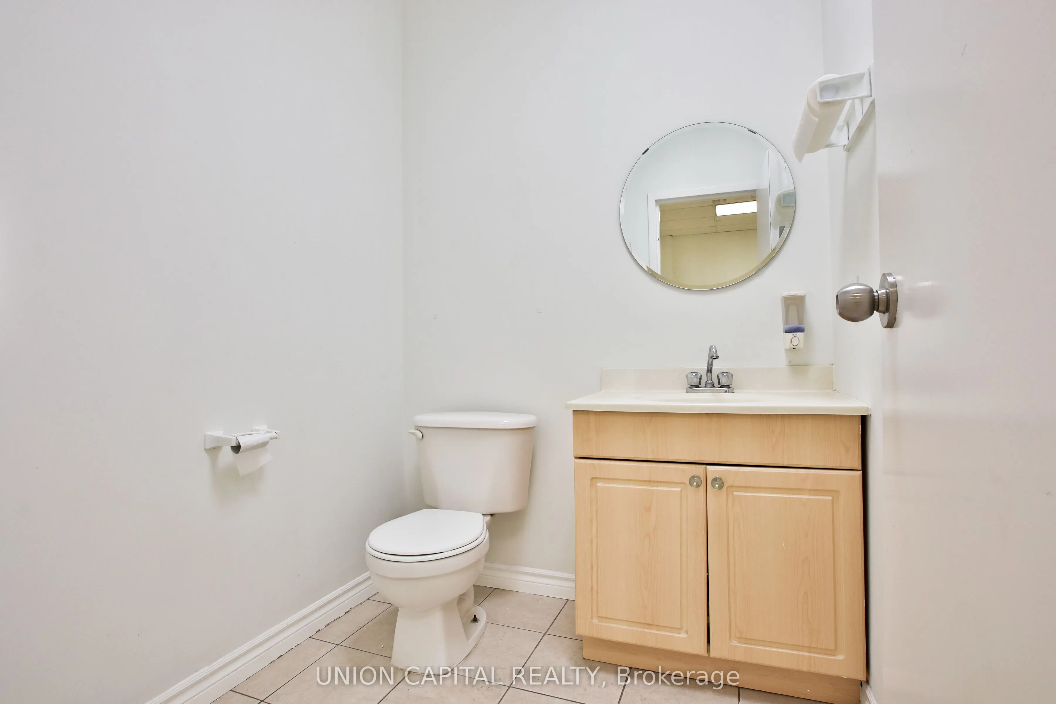 20 Wertheim Court #34