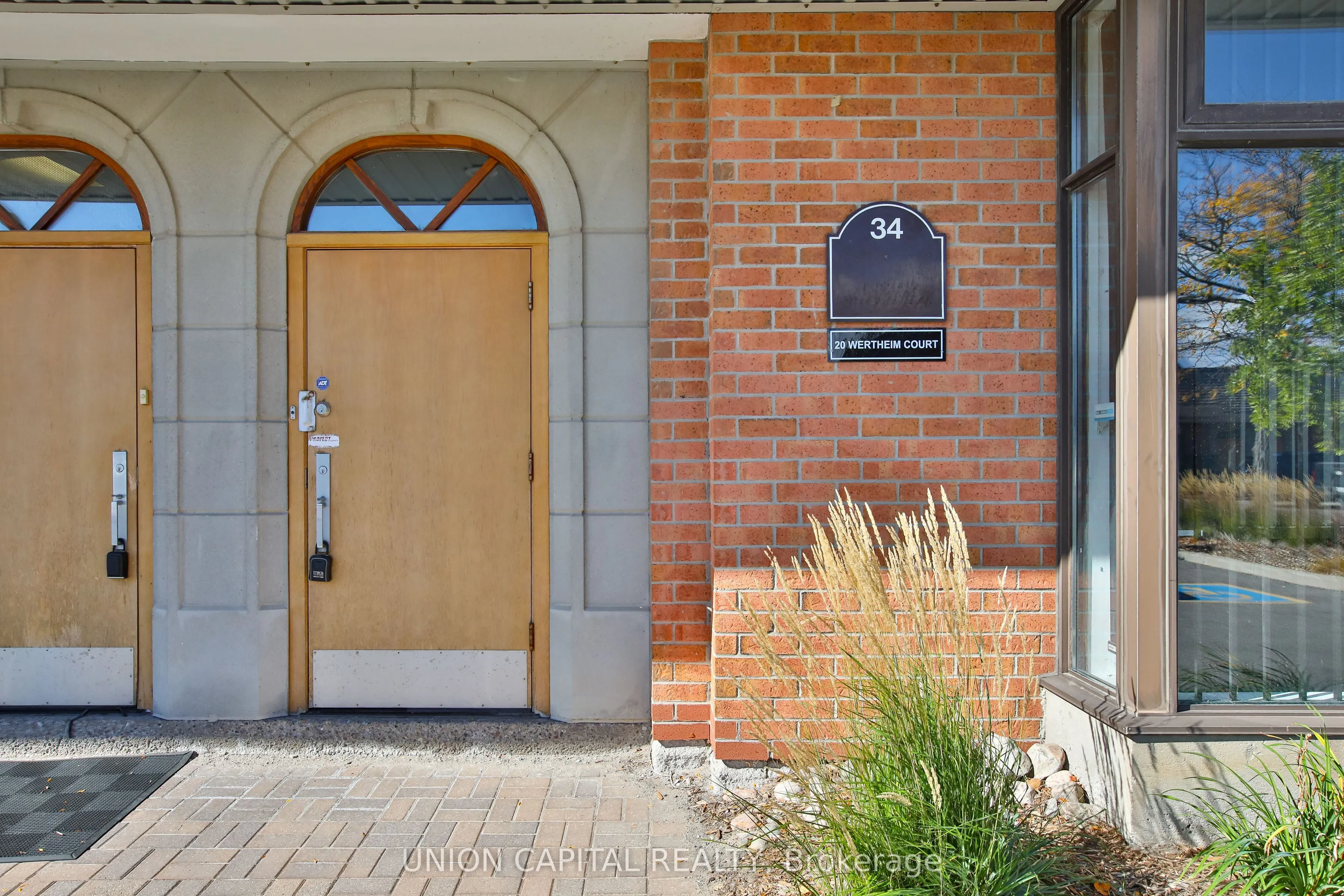 20 Wertheim Court #34
