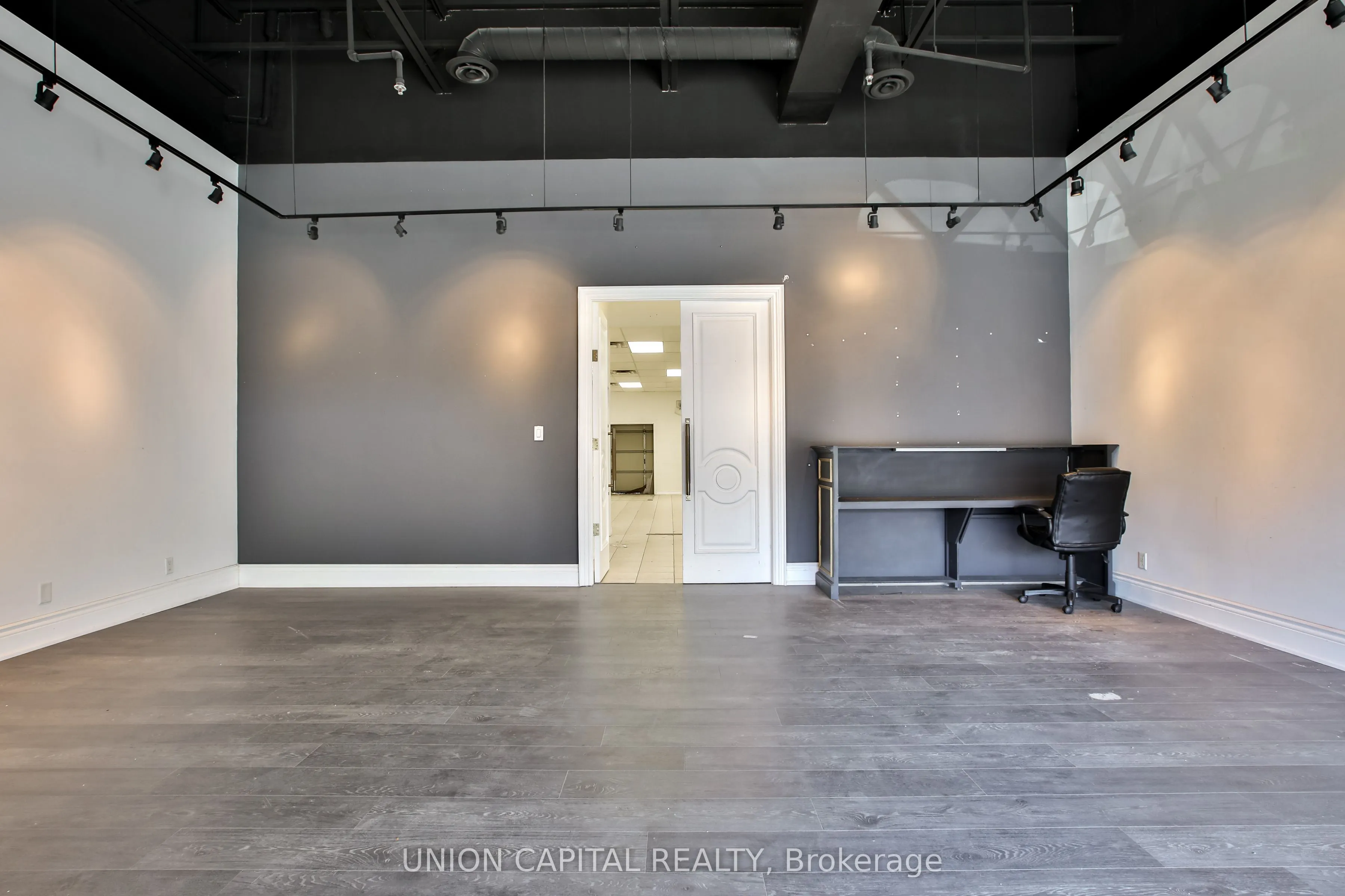 20 Wertheim Court #34