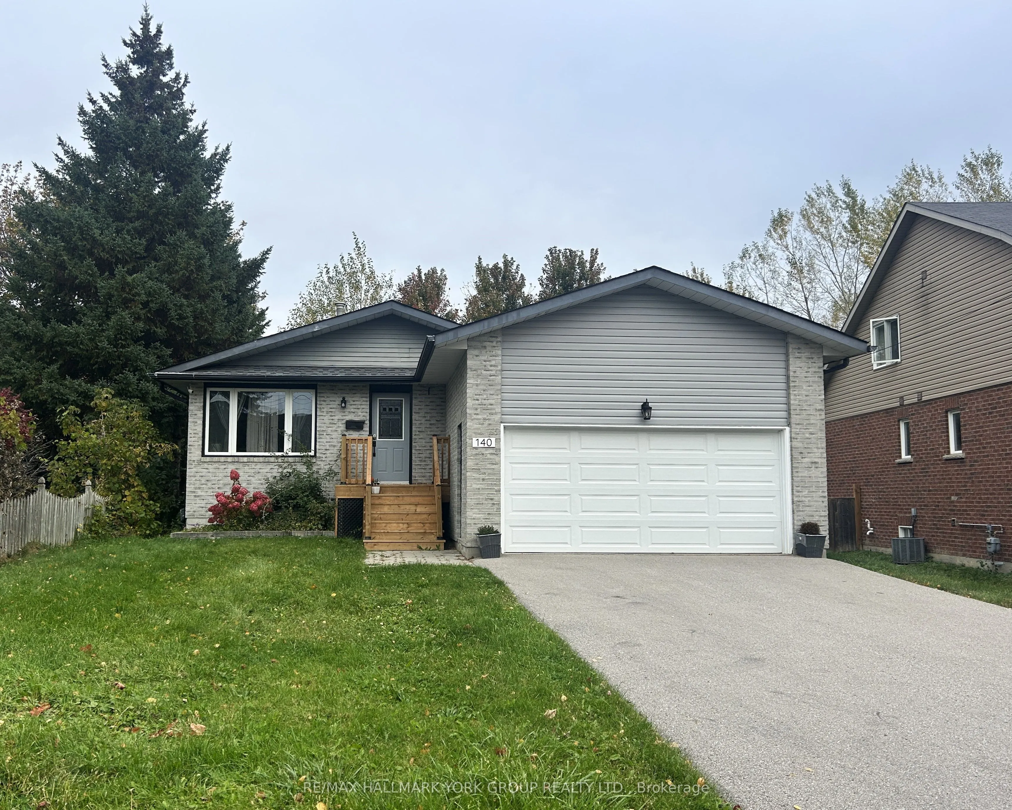 140 Riveredge Drive #Lower
