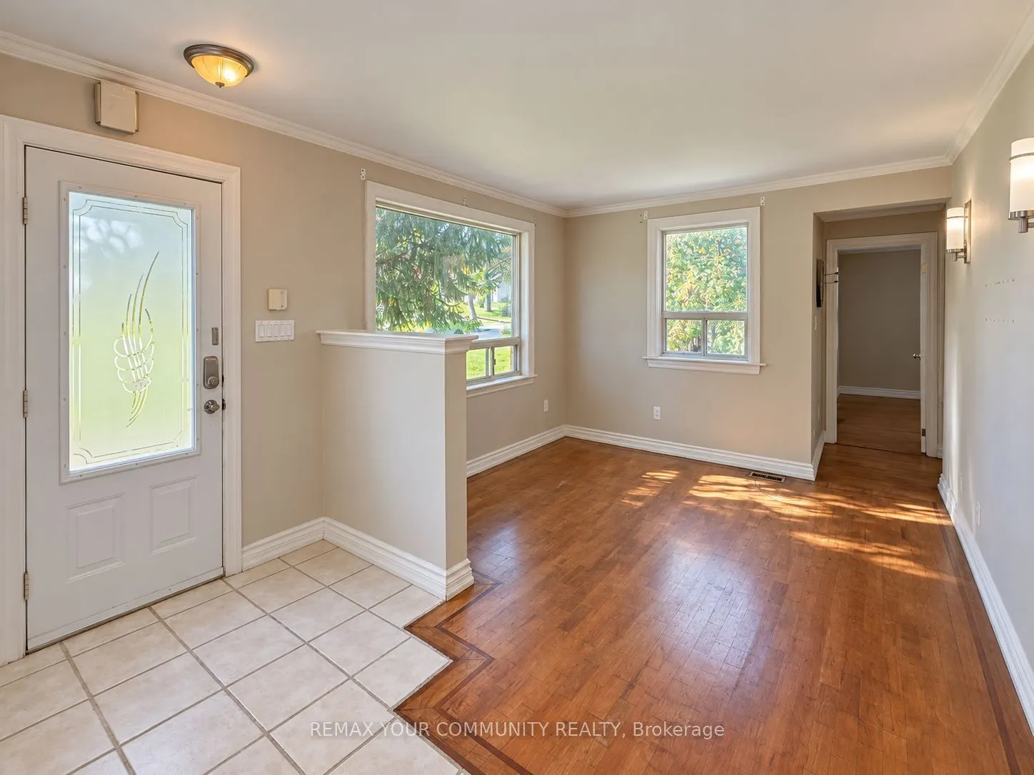 8 Hillside Avenue