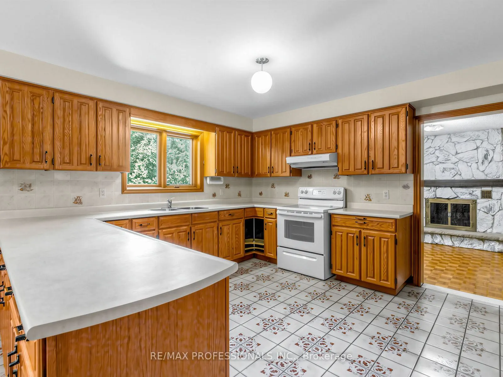 157 Coon's Road