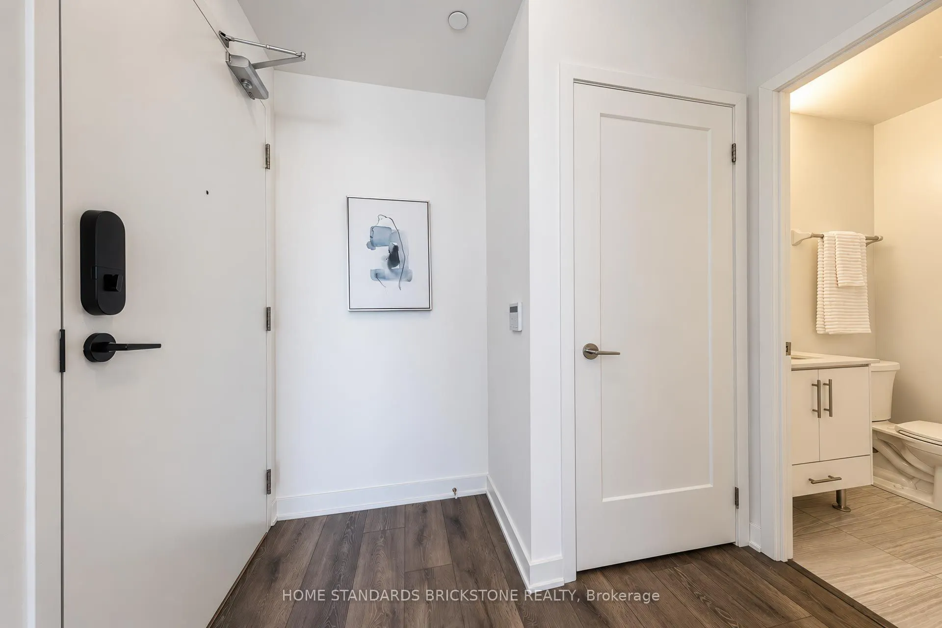 105 Oneida Crescent #1207