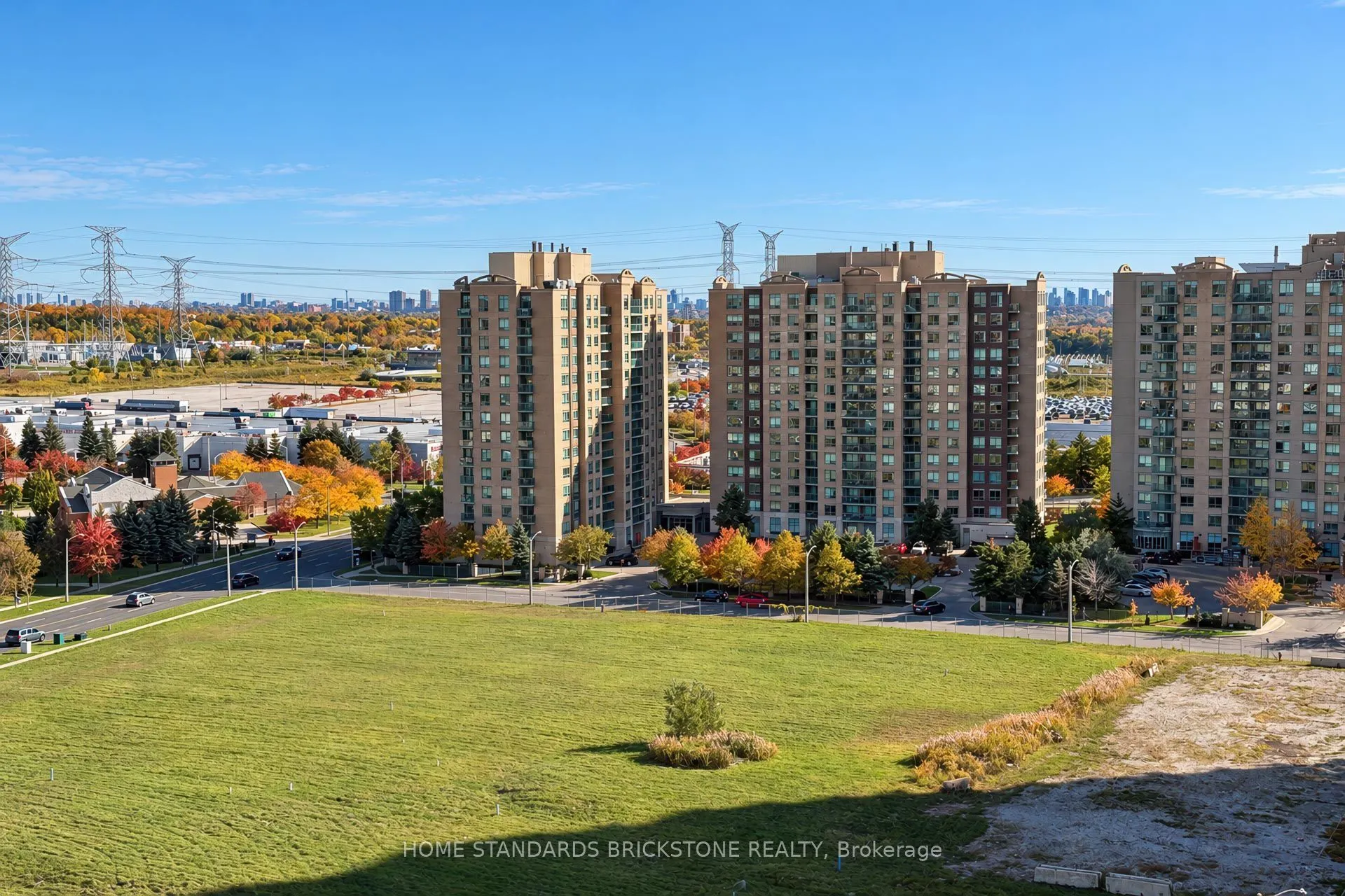 105 Oneida Crescent #1207