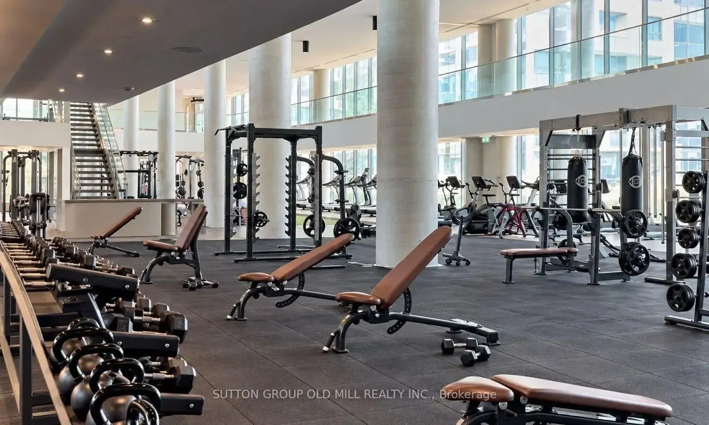 1000 Portage Parkway #505
