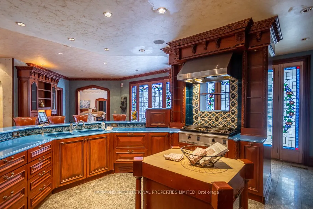 76 Quail Run Boulevard