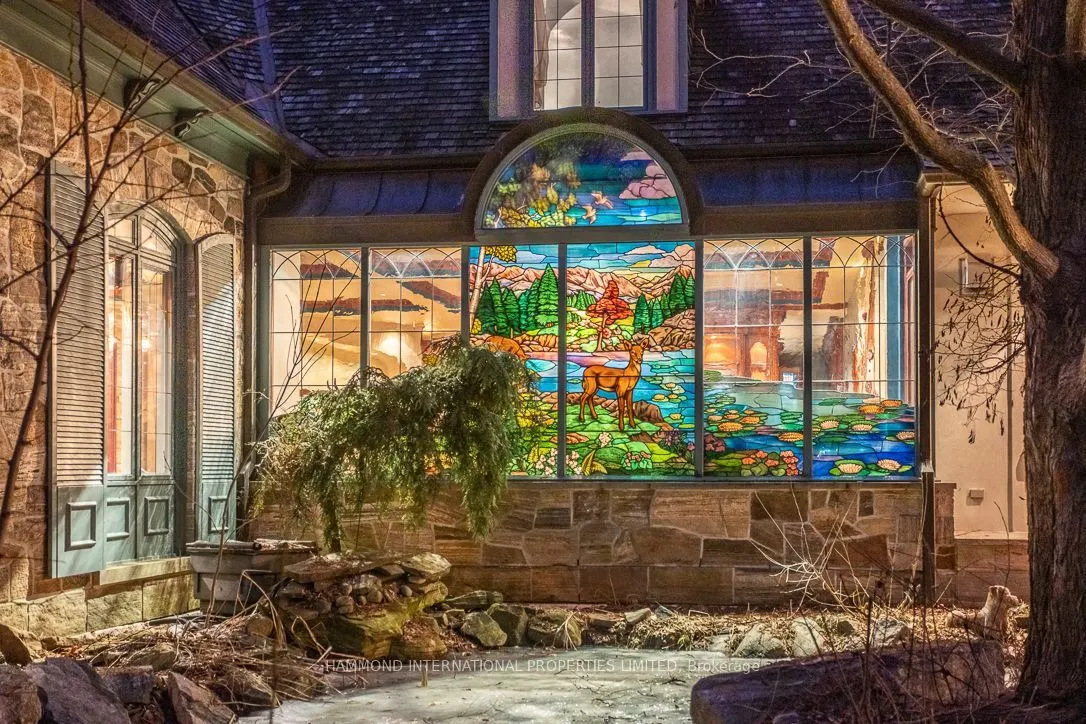 76 Quail Run Boulevard