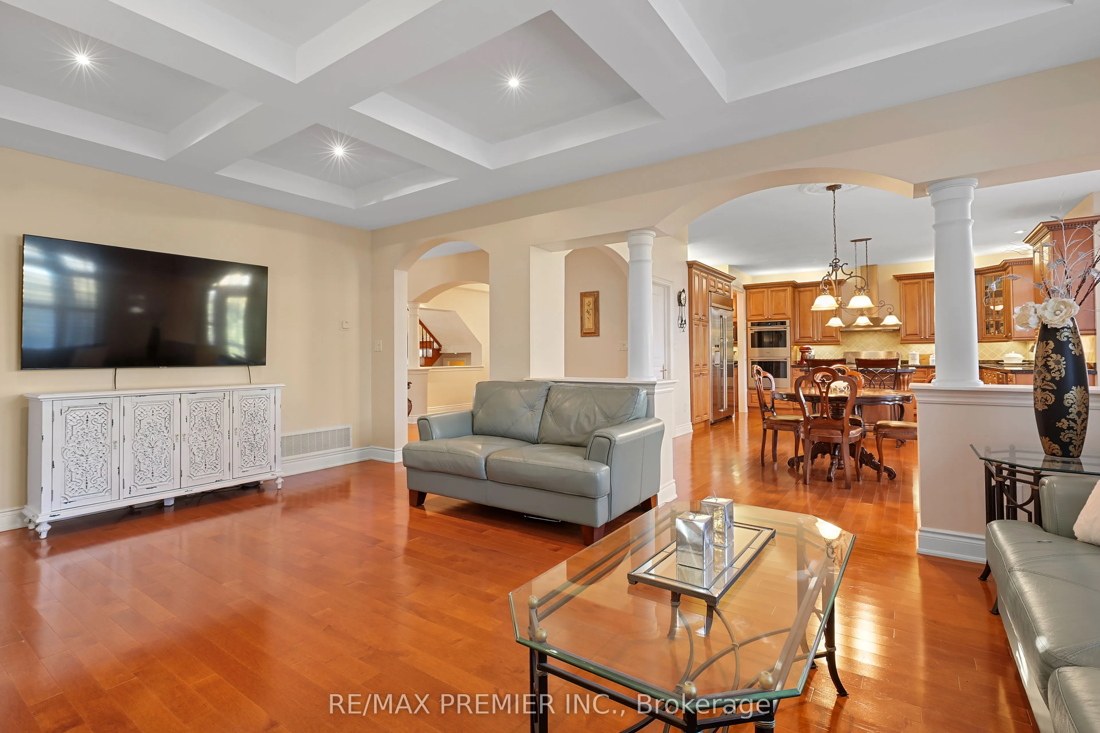 9 Migonette Street