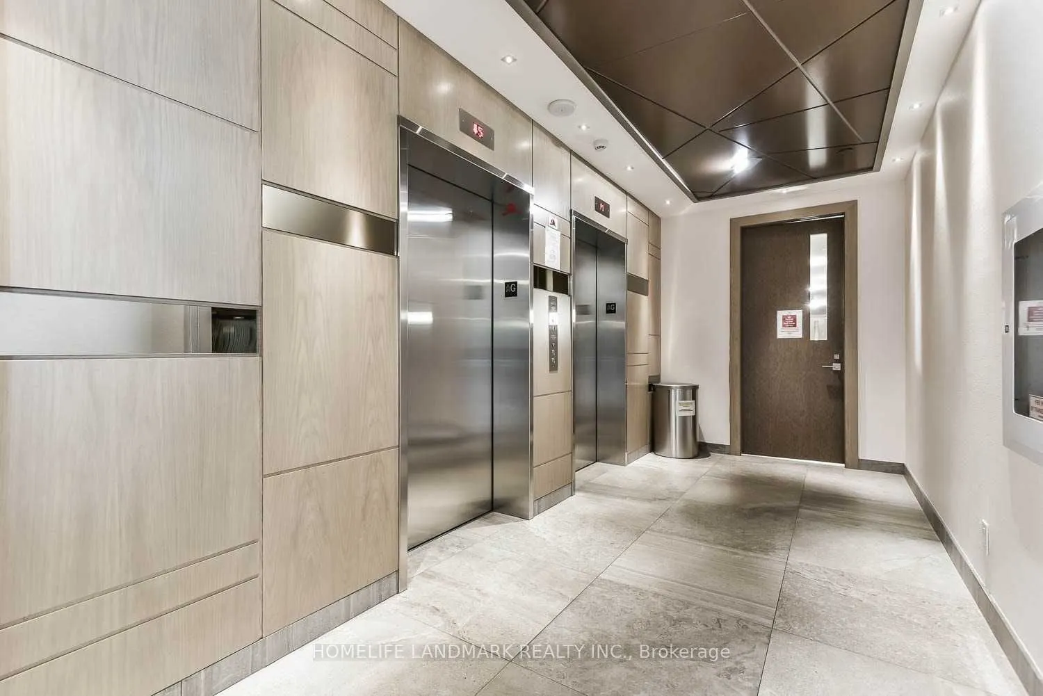 28 Uptown Drive #527