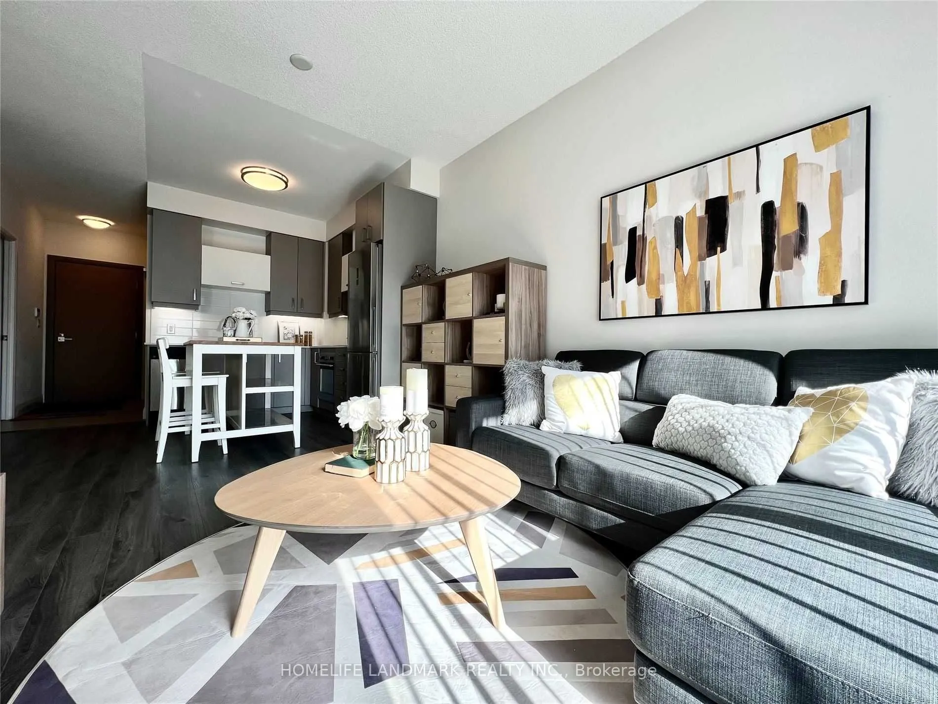 28 Uptown Drive #527