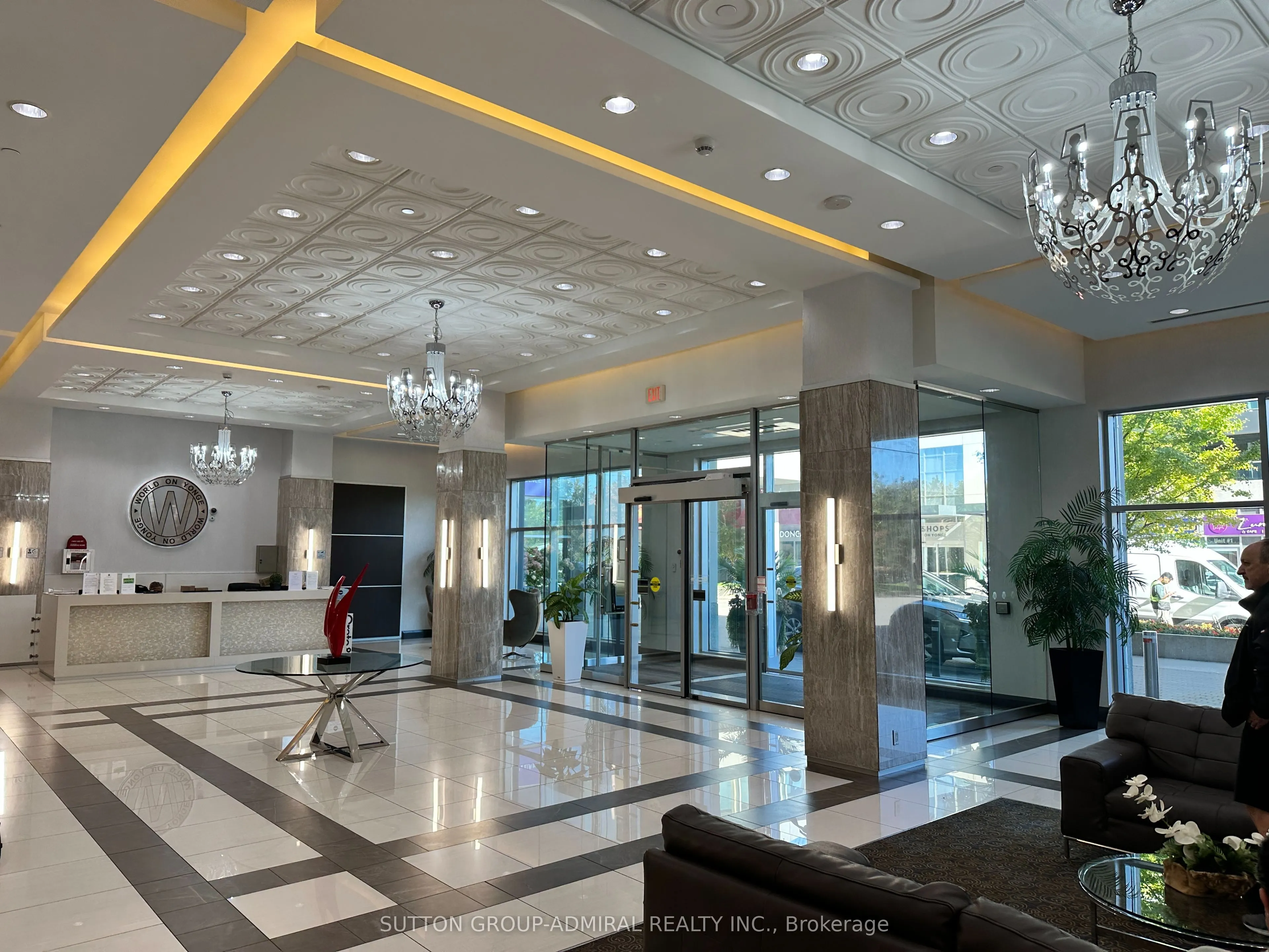 7161 Yonge Street #1728