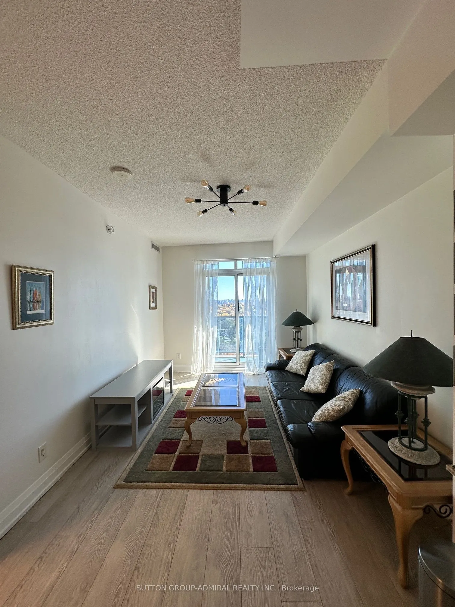 7161 Yonge Street #1728