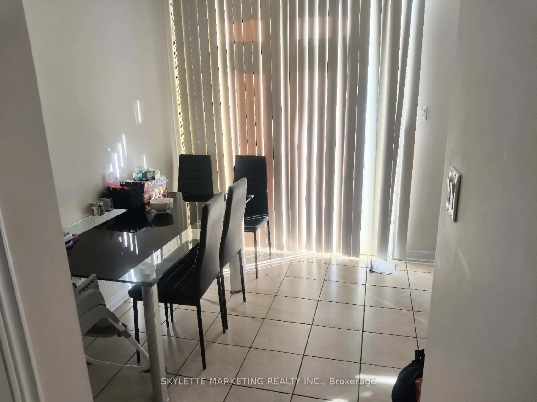 323 Aldergrove Drive #9