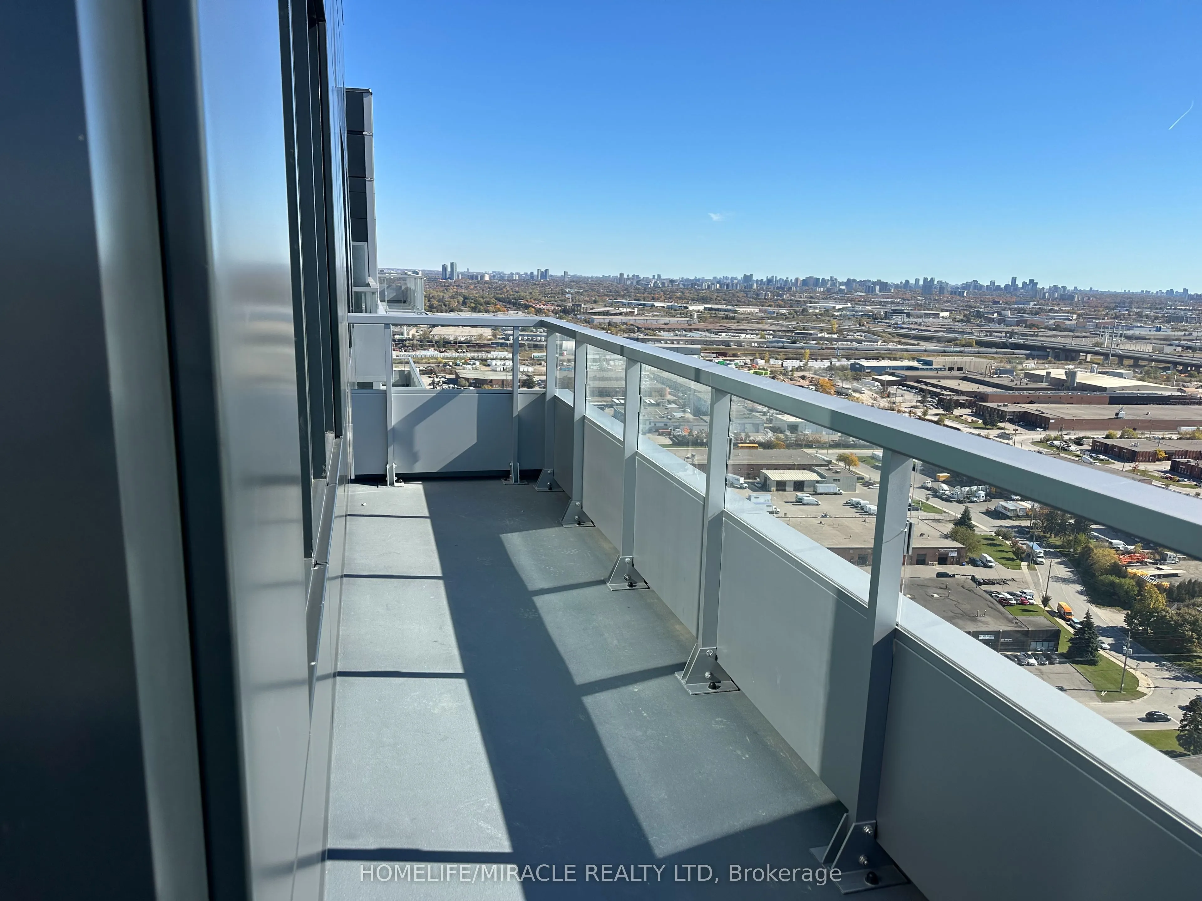 21 Meadowdale Road #2702