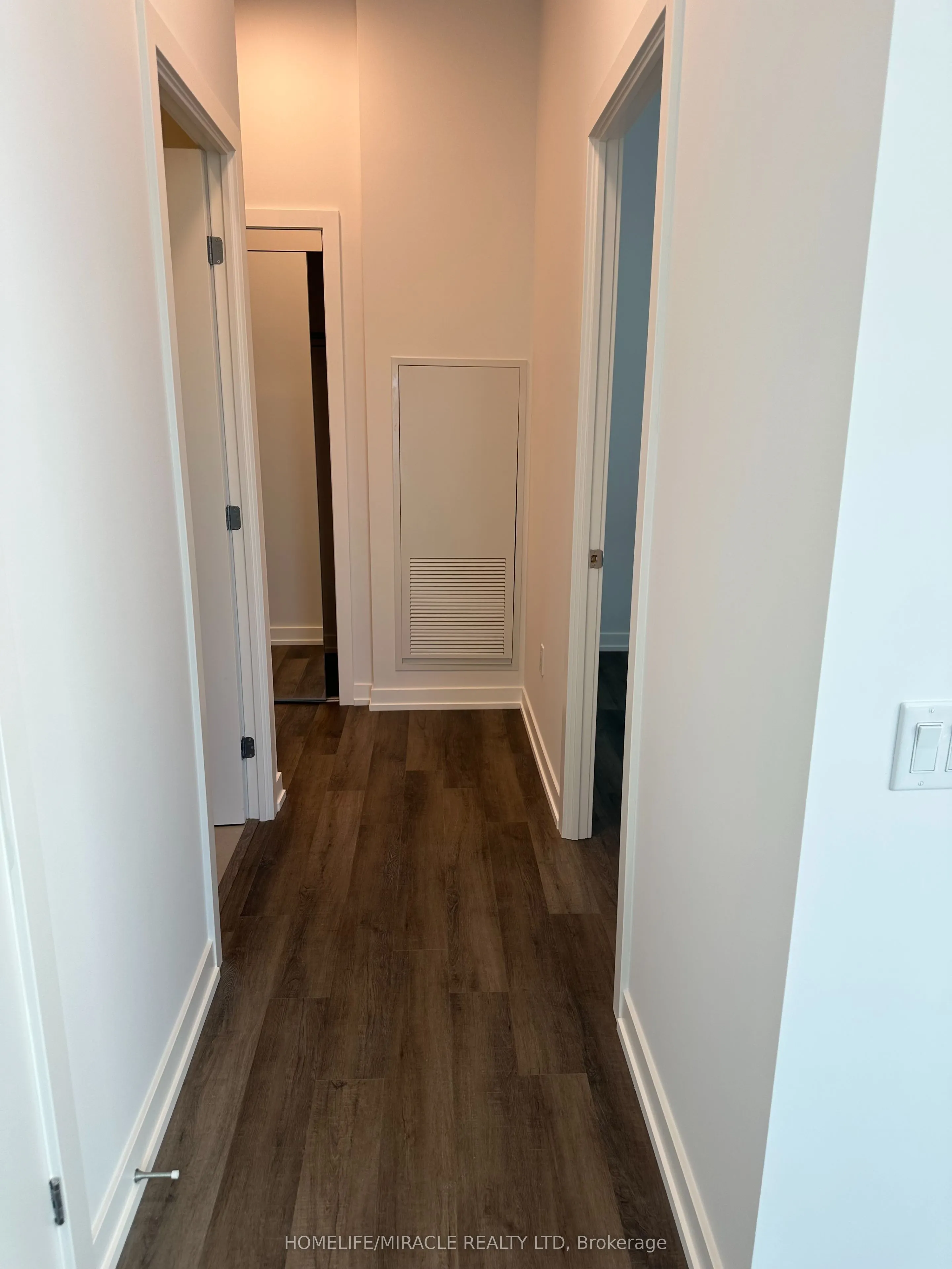 21 Meadowdale Road #2702