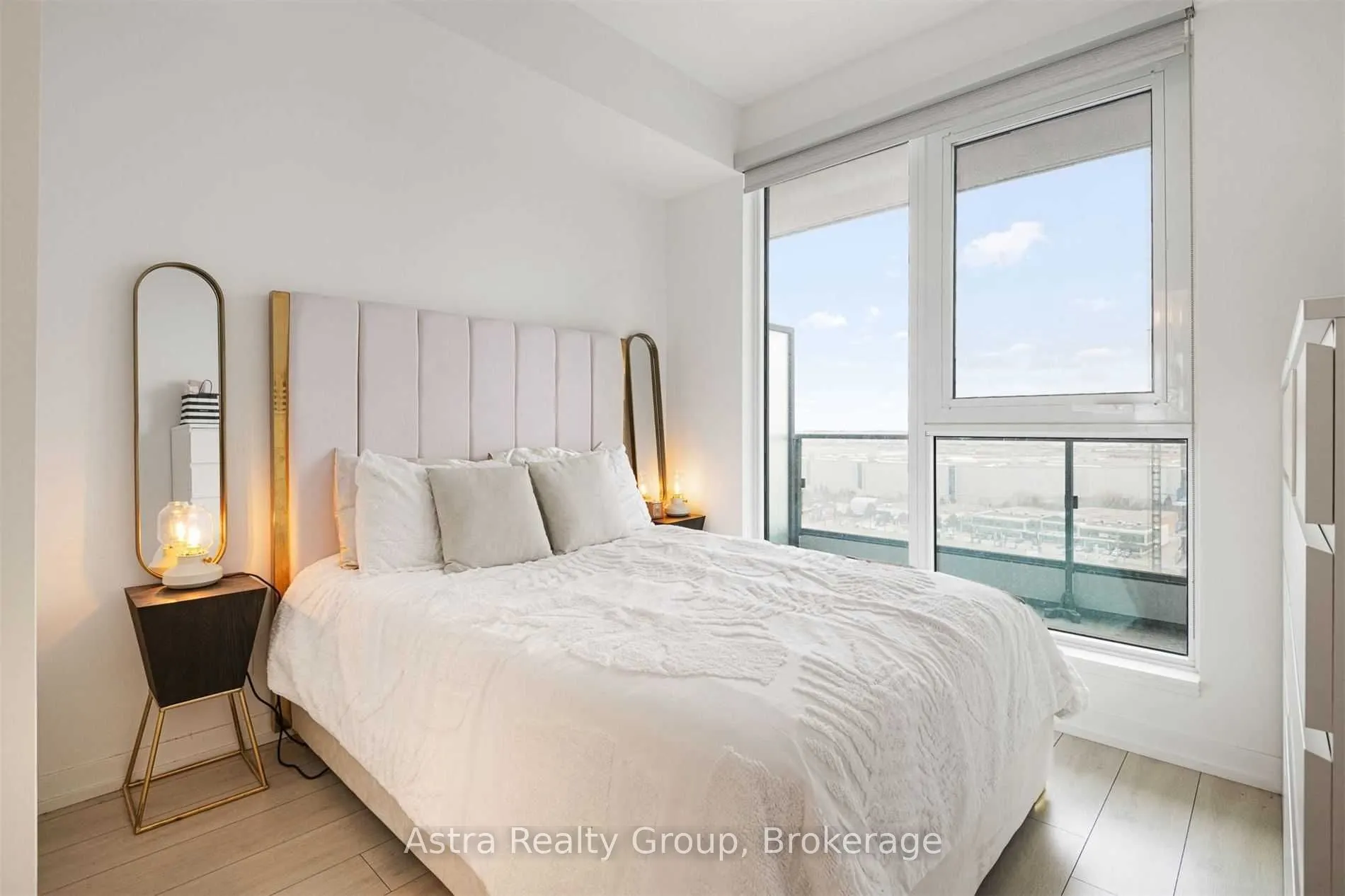 950 Portage Parkway #1703