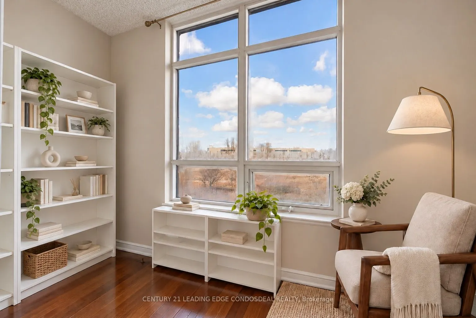 9235 Jane Street #301