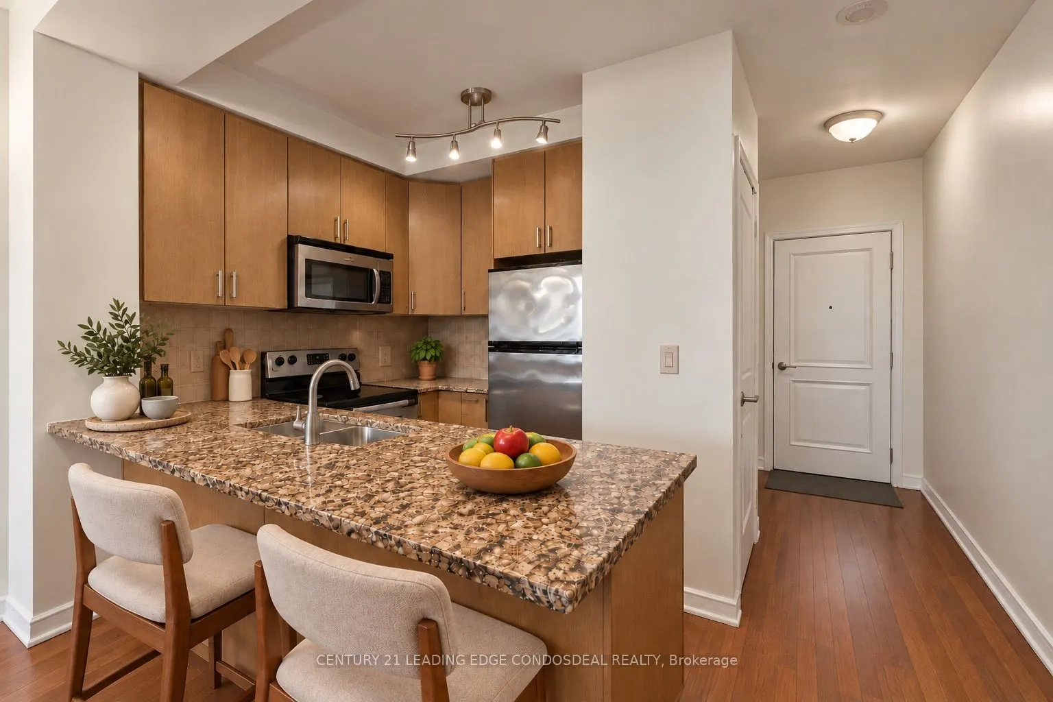 9235 Jane Street #301