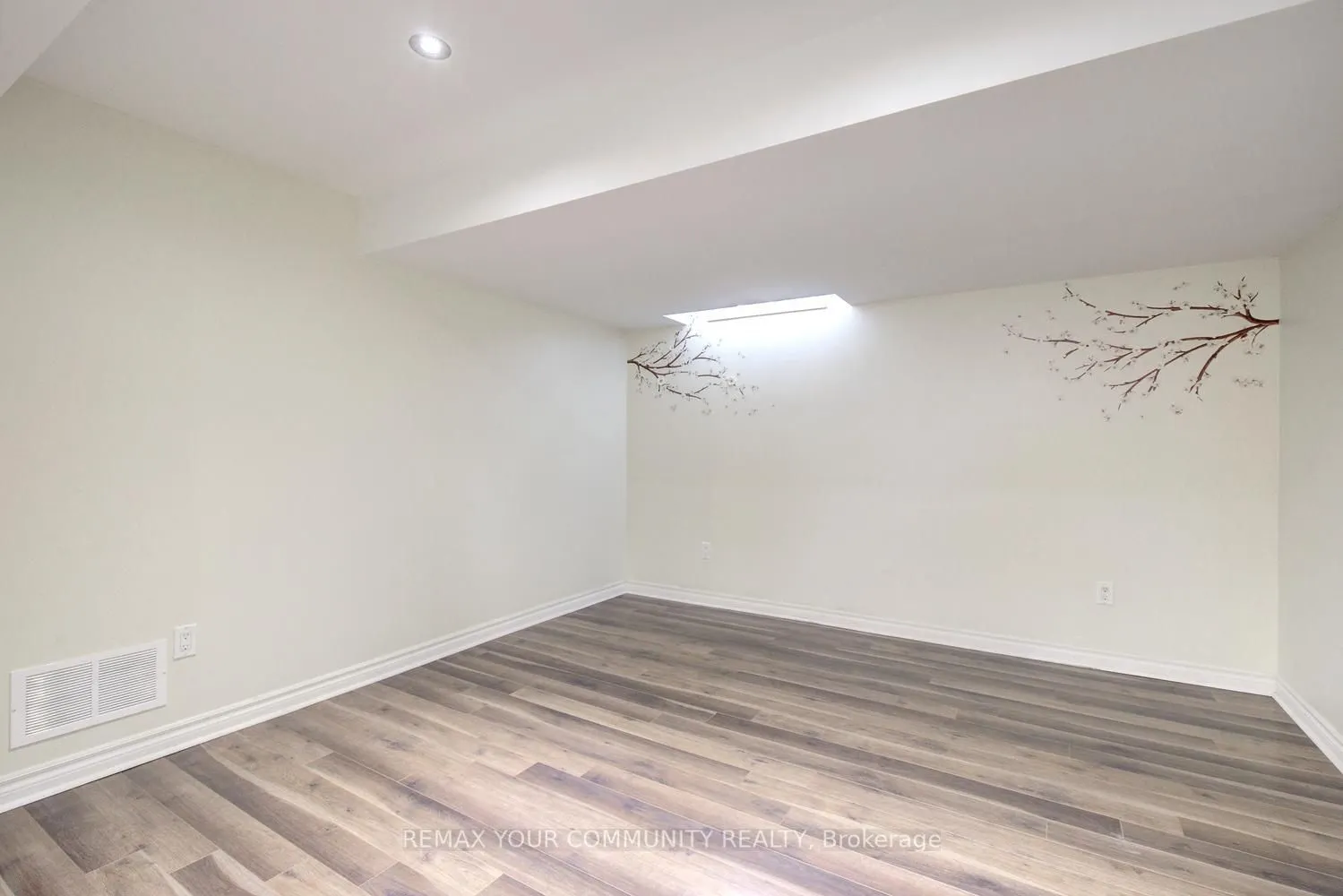 108 Golden Forest Road