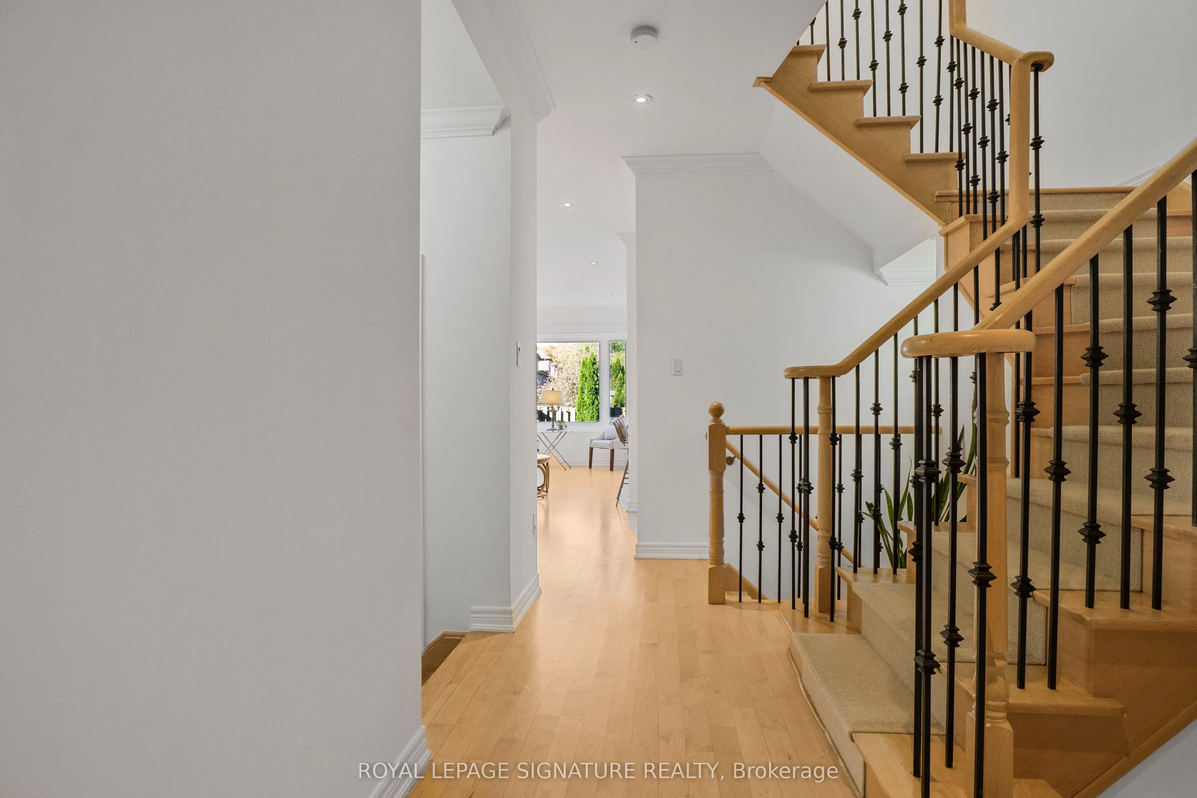 82 Loire Valley Avenue