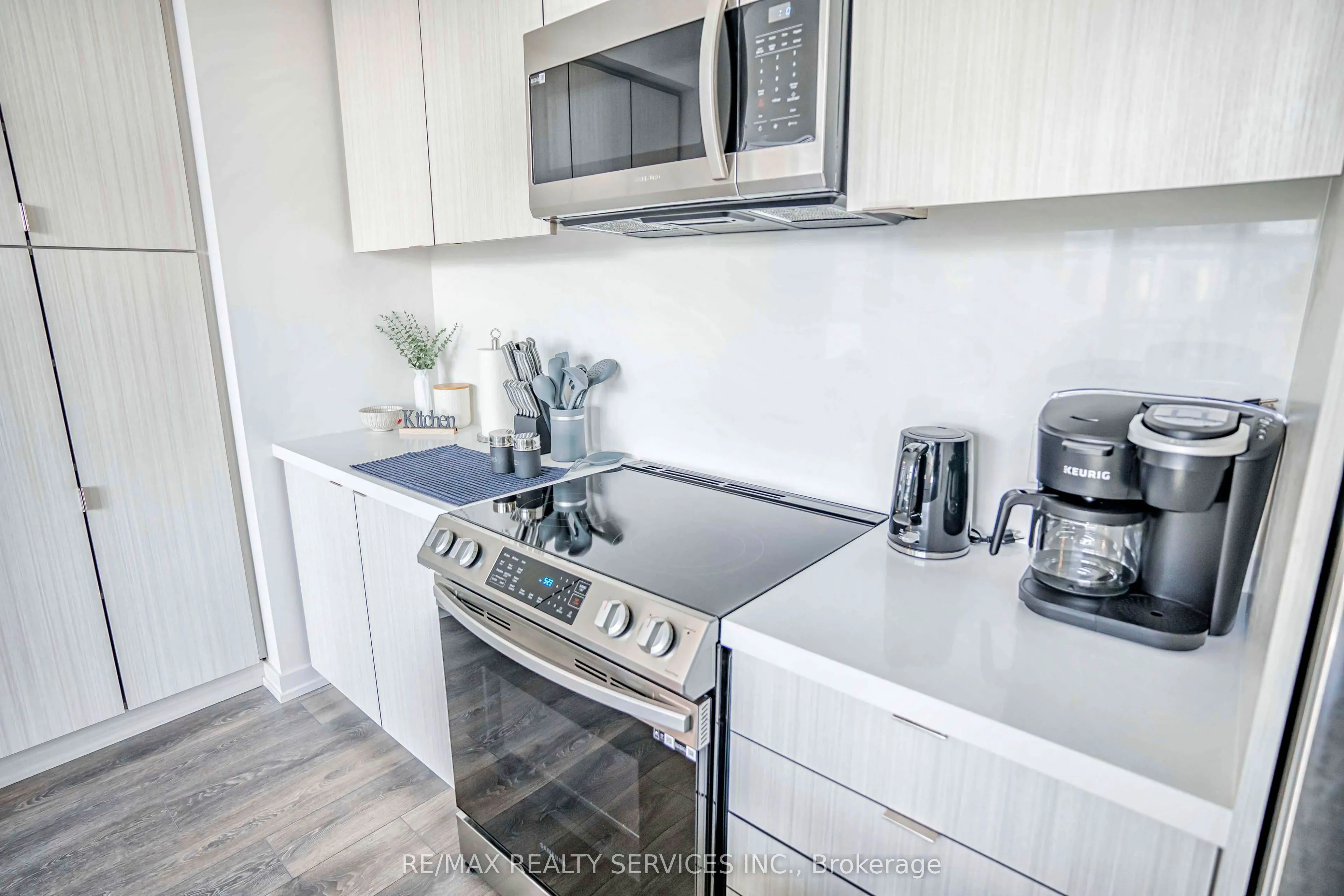 415 Sea Ray Avenue #403