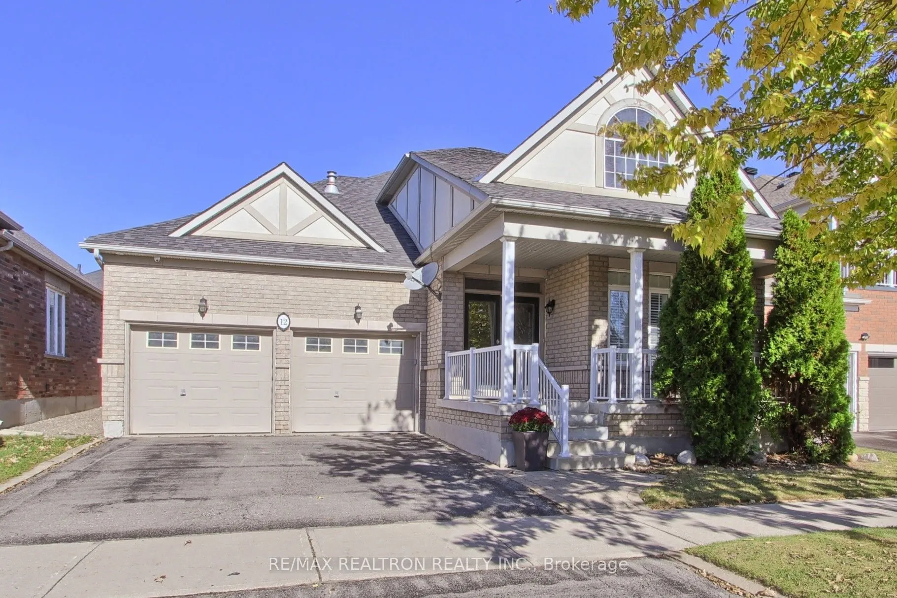 12 Victoria Wood Avenue