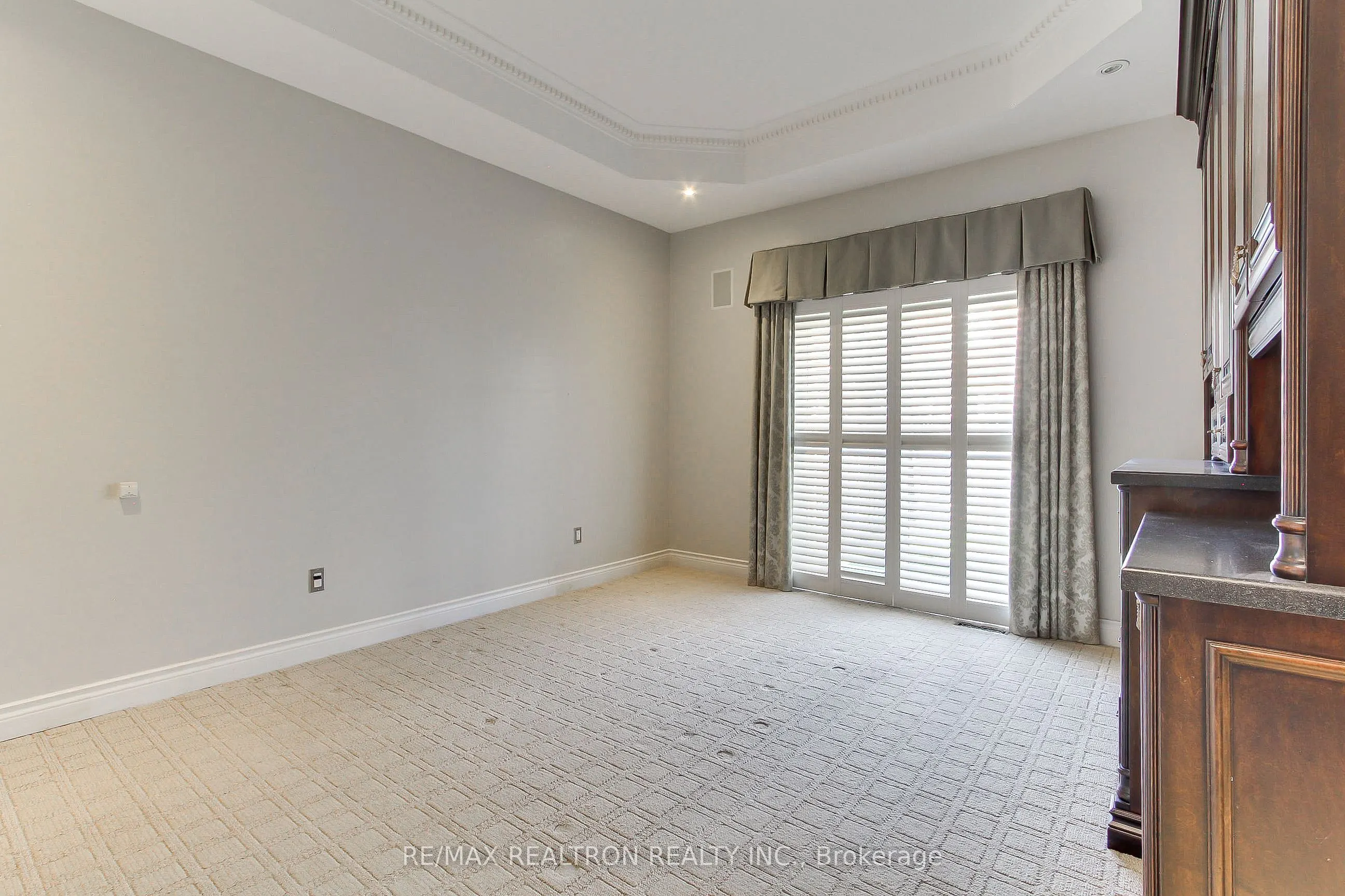12 Victoria Wood Avenue