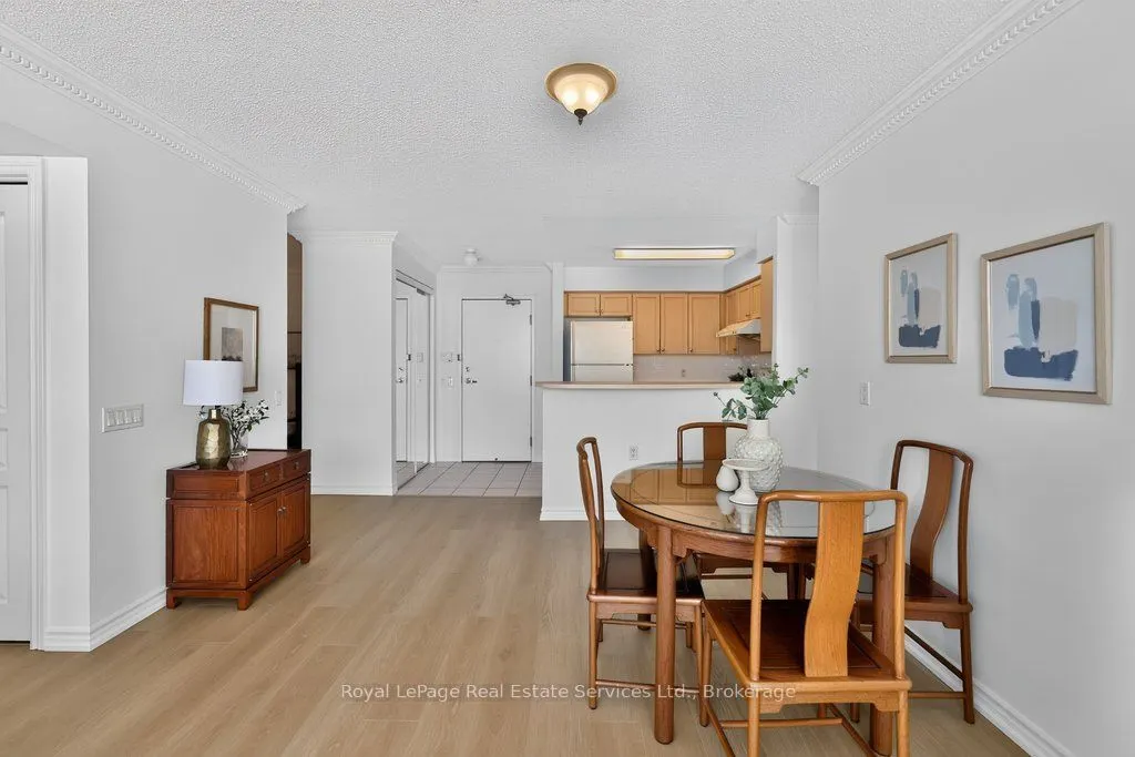 9015 Leslie Street #1002