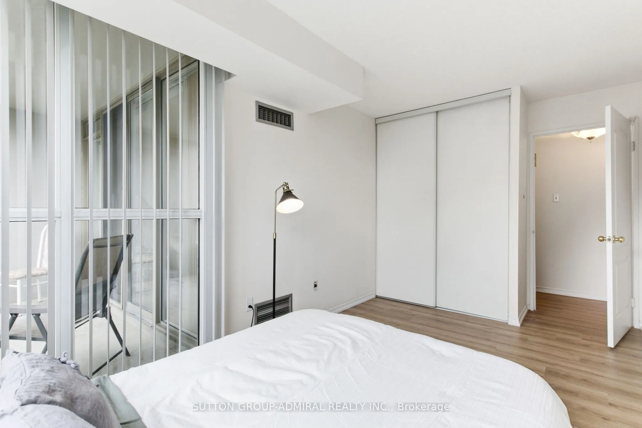 11 Townsgate Drive #814