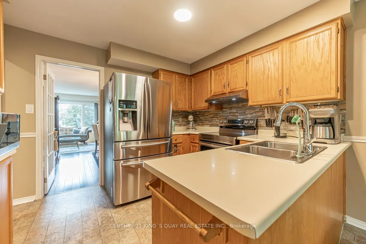 40 Stonehill Boulevard