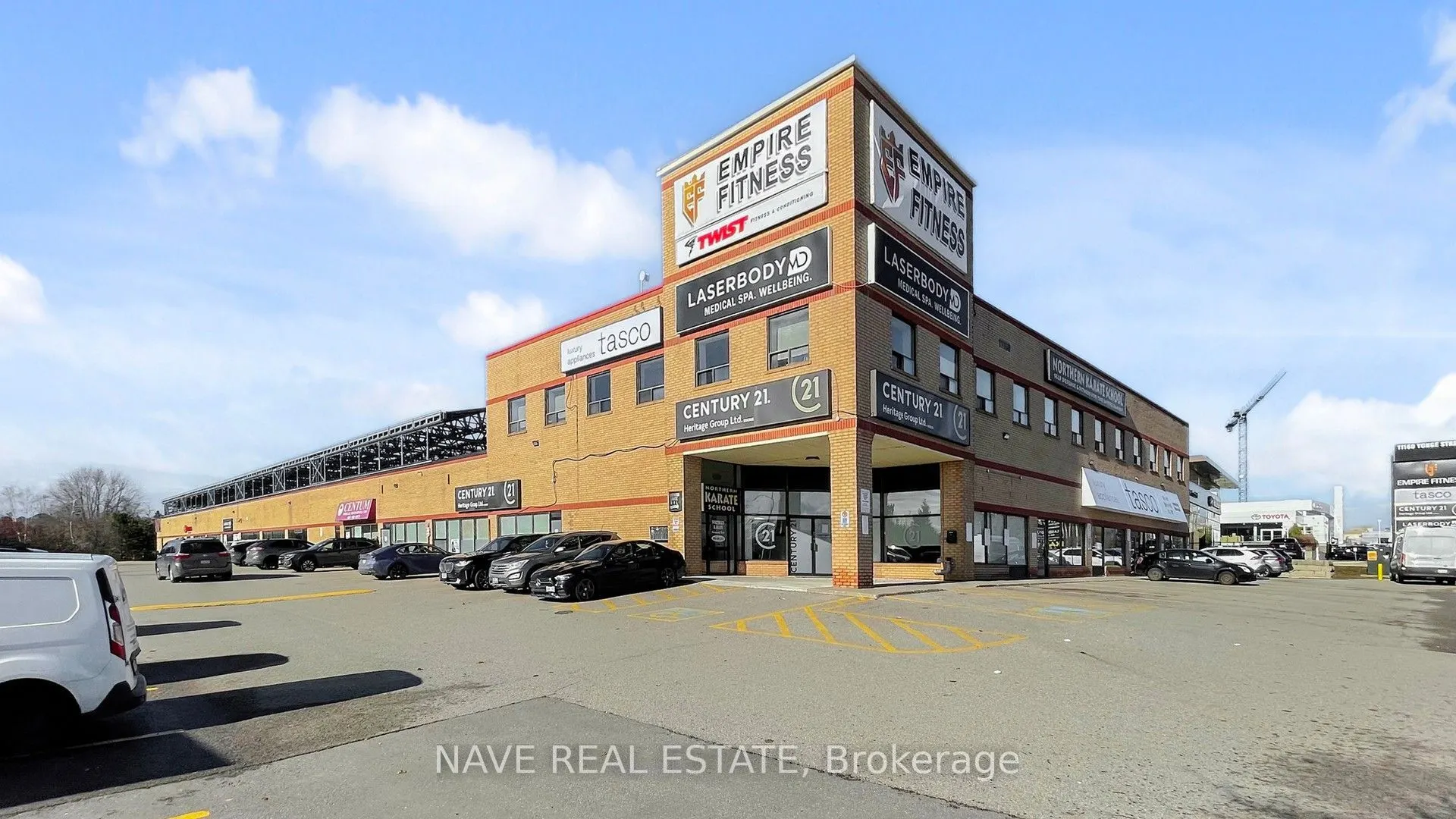 11160 Yonge Street #11