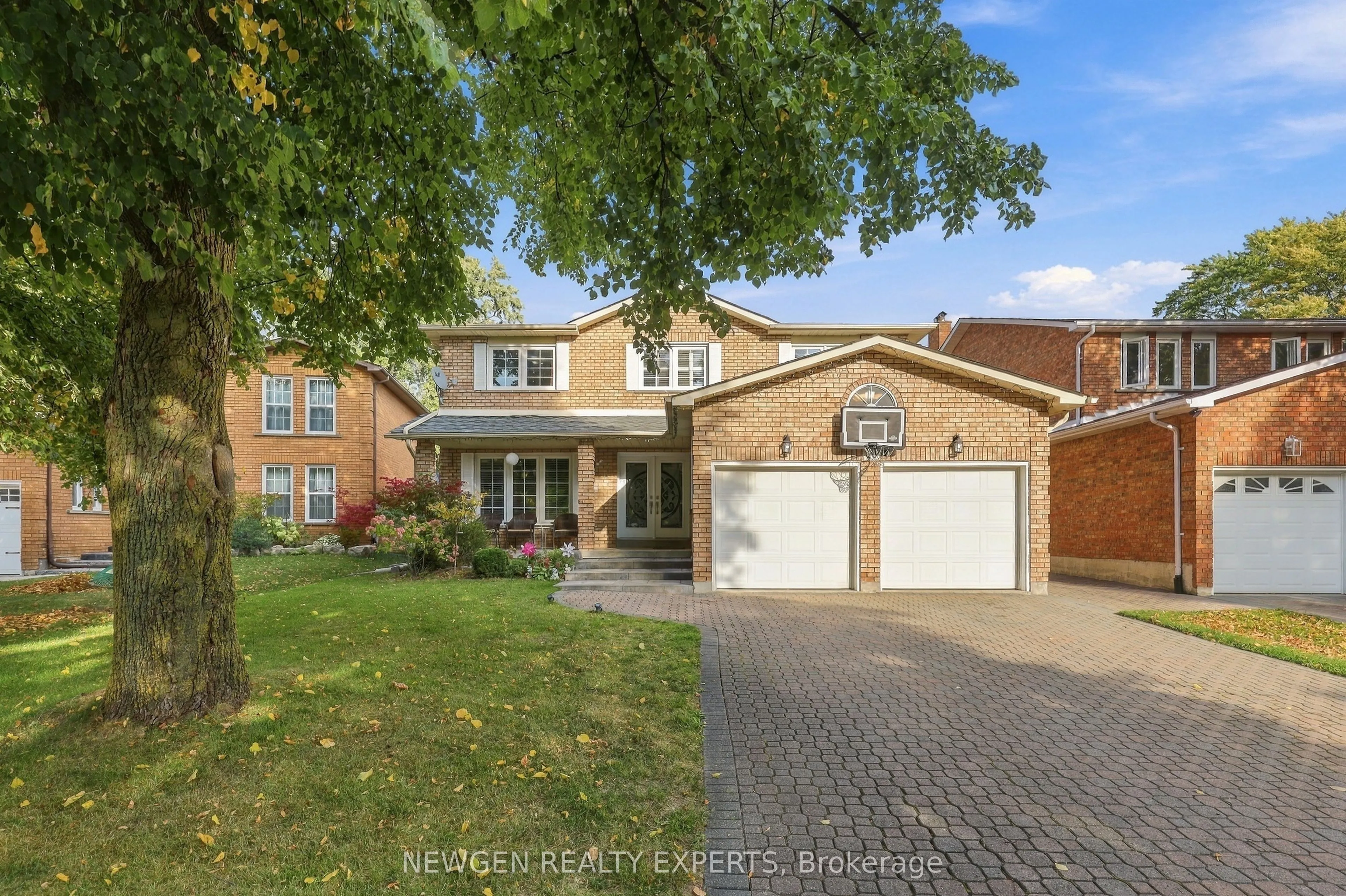 40 Foundry Crescent E